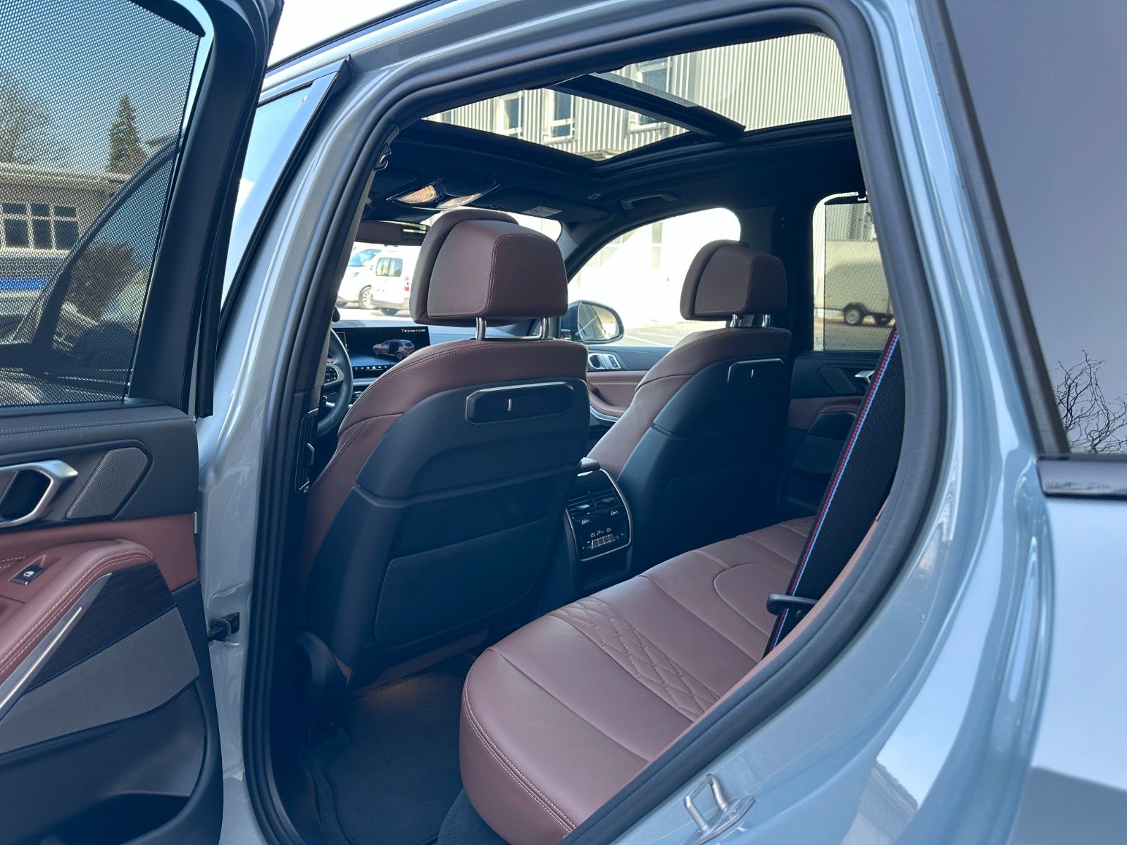 Fahrzeugabbildung BMW X5 30d xDrive M Sport ACC|HUD|PANO|HARMAN|LUFT|
