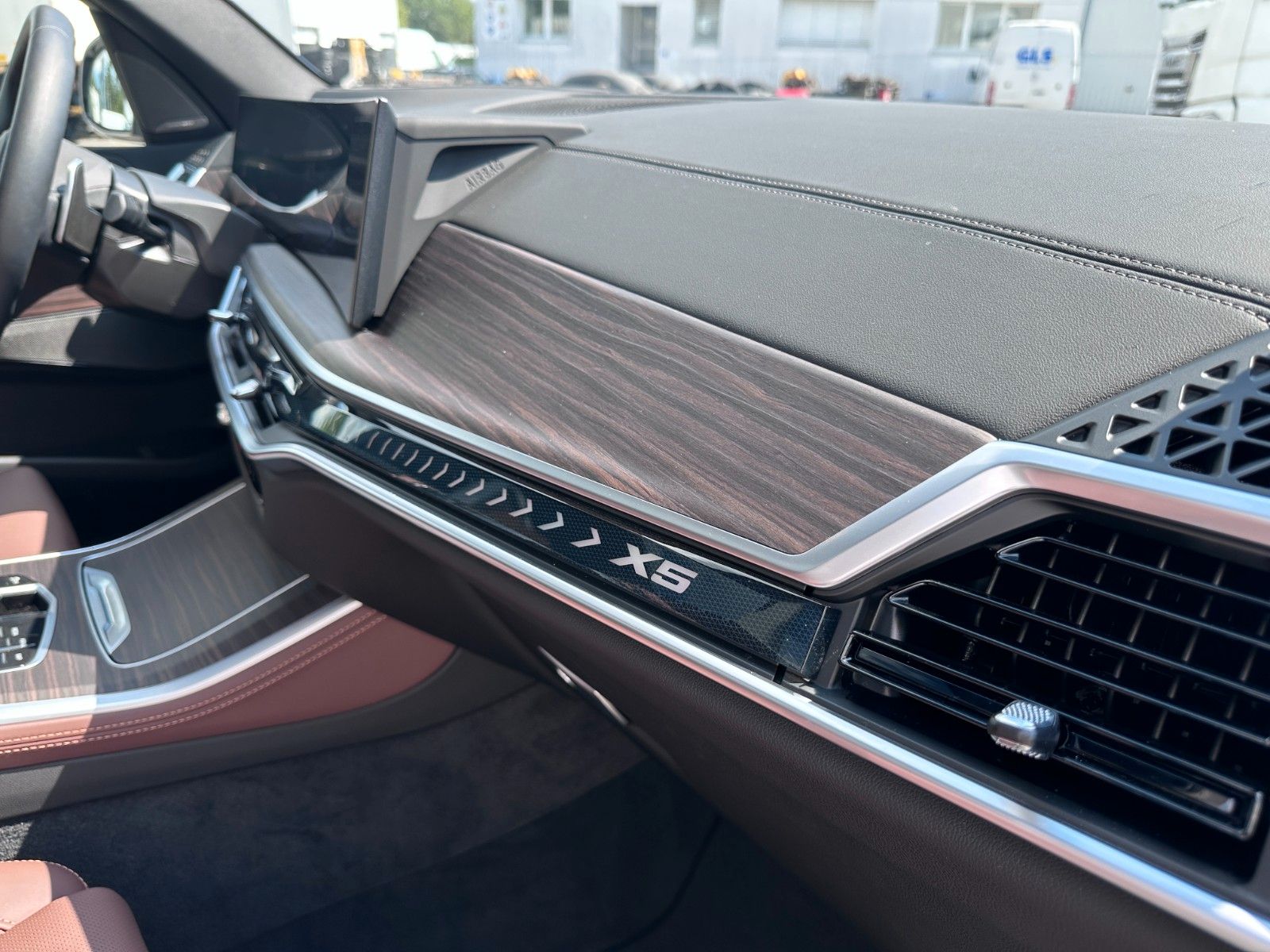 Fahrzeugabbildung BMW X5 30d xDrive M Sport ACC|HUD|PANO|HARMAN|LUFT|