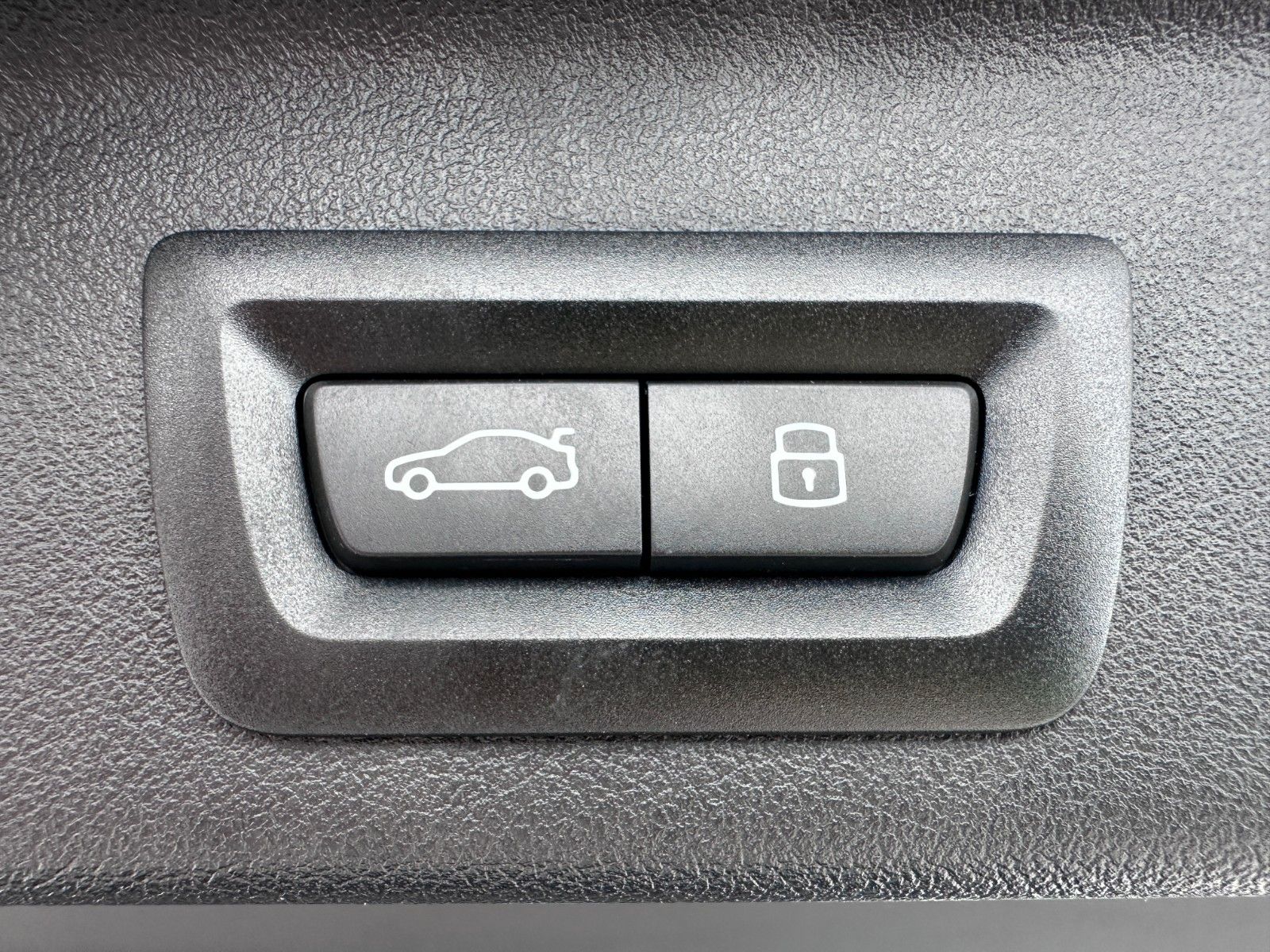 Fahrzeugabbildung BMW X5 30d xDrive M Sport ACC|HUD|PANO|HARMAN|LUFT|