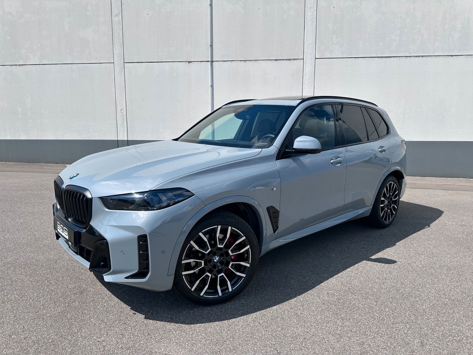 Fahrzeugabbildung BMW X5 30d xDrive M Sport ACC|HUD|PANO|HARMAN|LUFT|