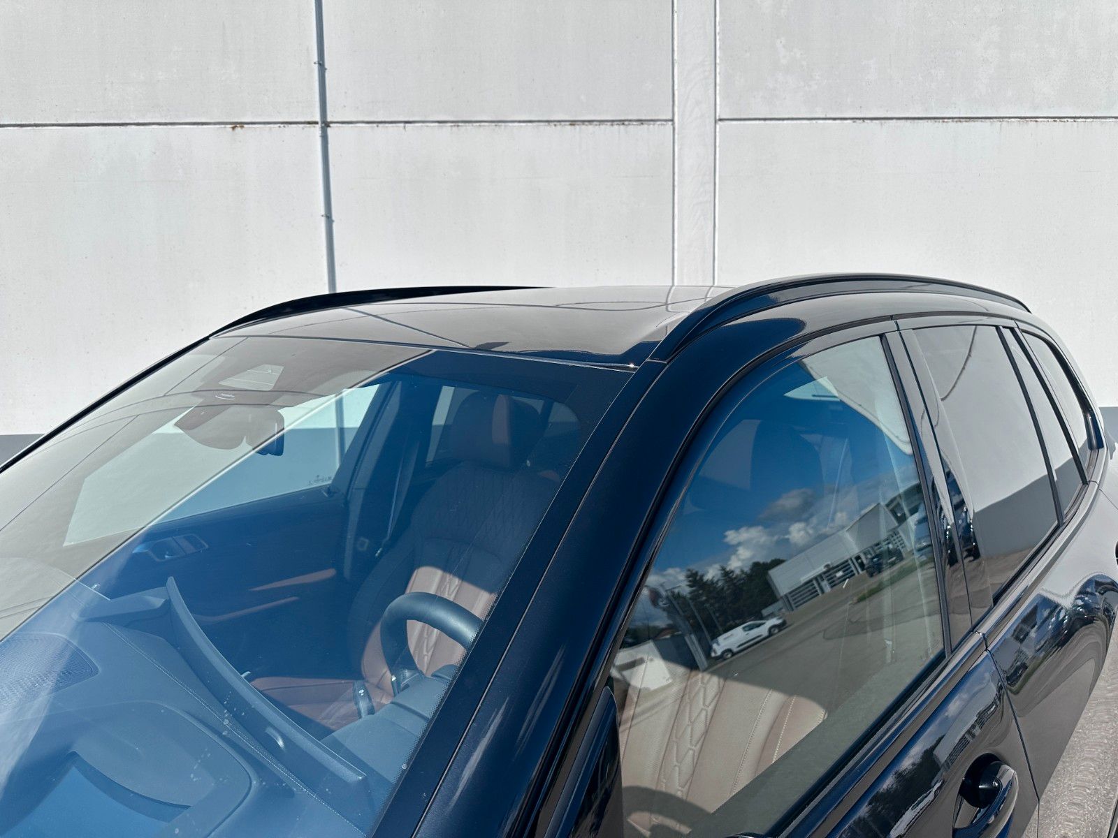 Fahrzeugabbildung BMW X5 30d xDr M Sport HUD|PANO|HARMAN|LUFT|AHK|