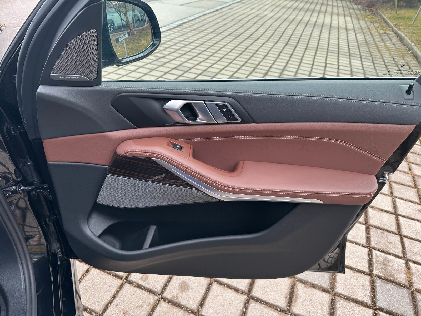 Fahrzeugabbildung BMW X5 30d xDr M Sport HUD|PANO|HARMAN|LUFT|AHK|