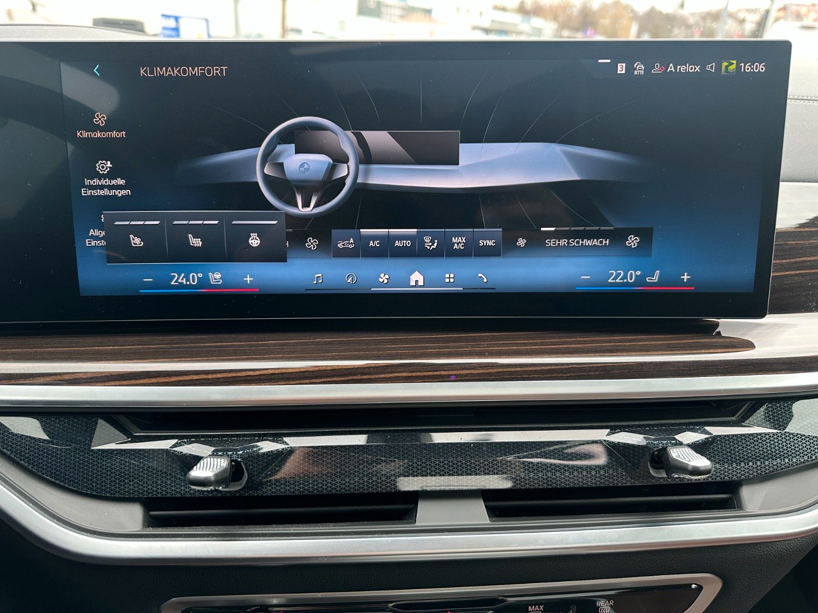 Fahrzeugabbildung BMW X5 30d xDr M Sport HUD|PANO|HARMAN|LUFT|AHK|