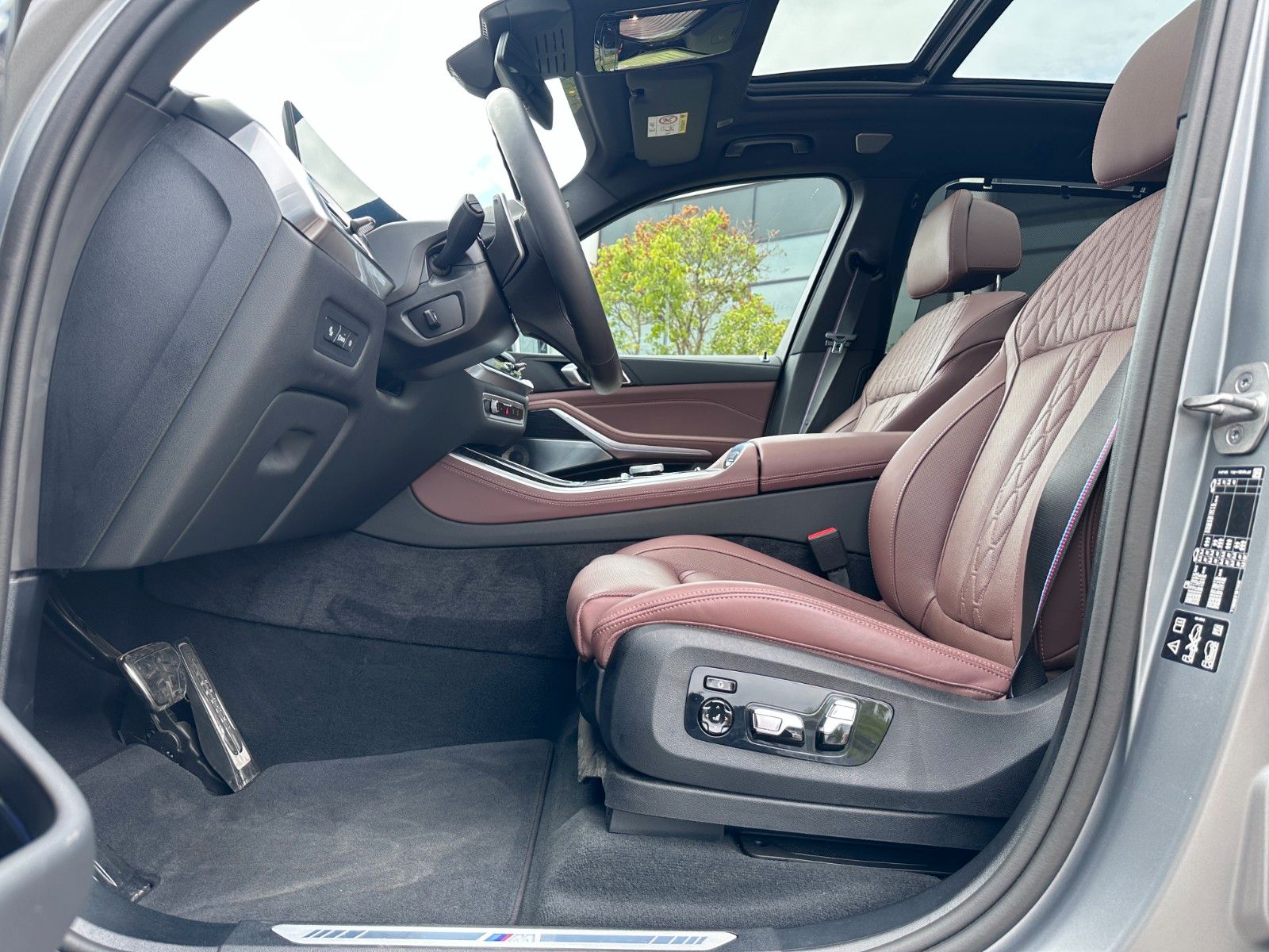 Fahrzeugabbildung BMW X5 40 d xDrive M Sport | VOLL | MWST AUSW | B&W