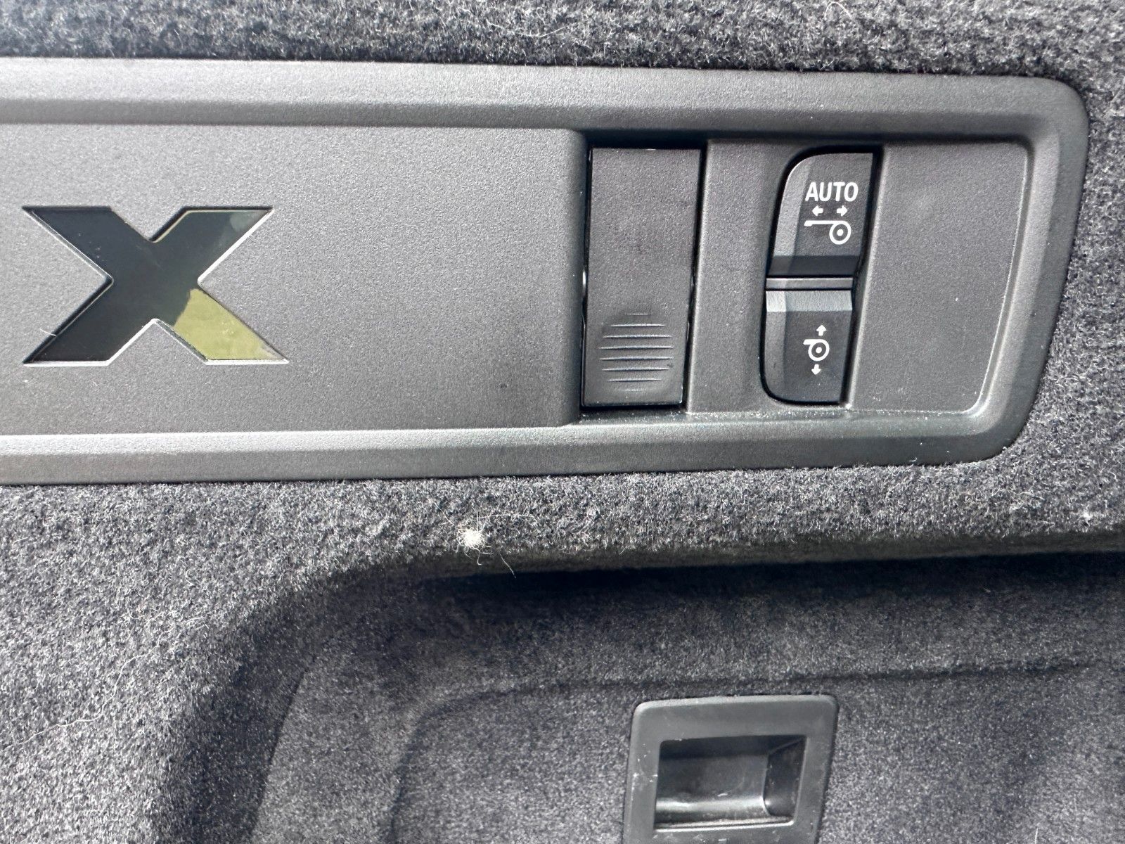 Fahrzeugabbildung BMW X5 40 d xDrive M Sport | VOLL | MWST AUSW | B&W
