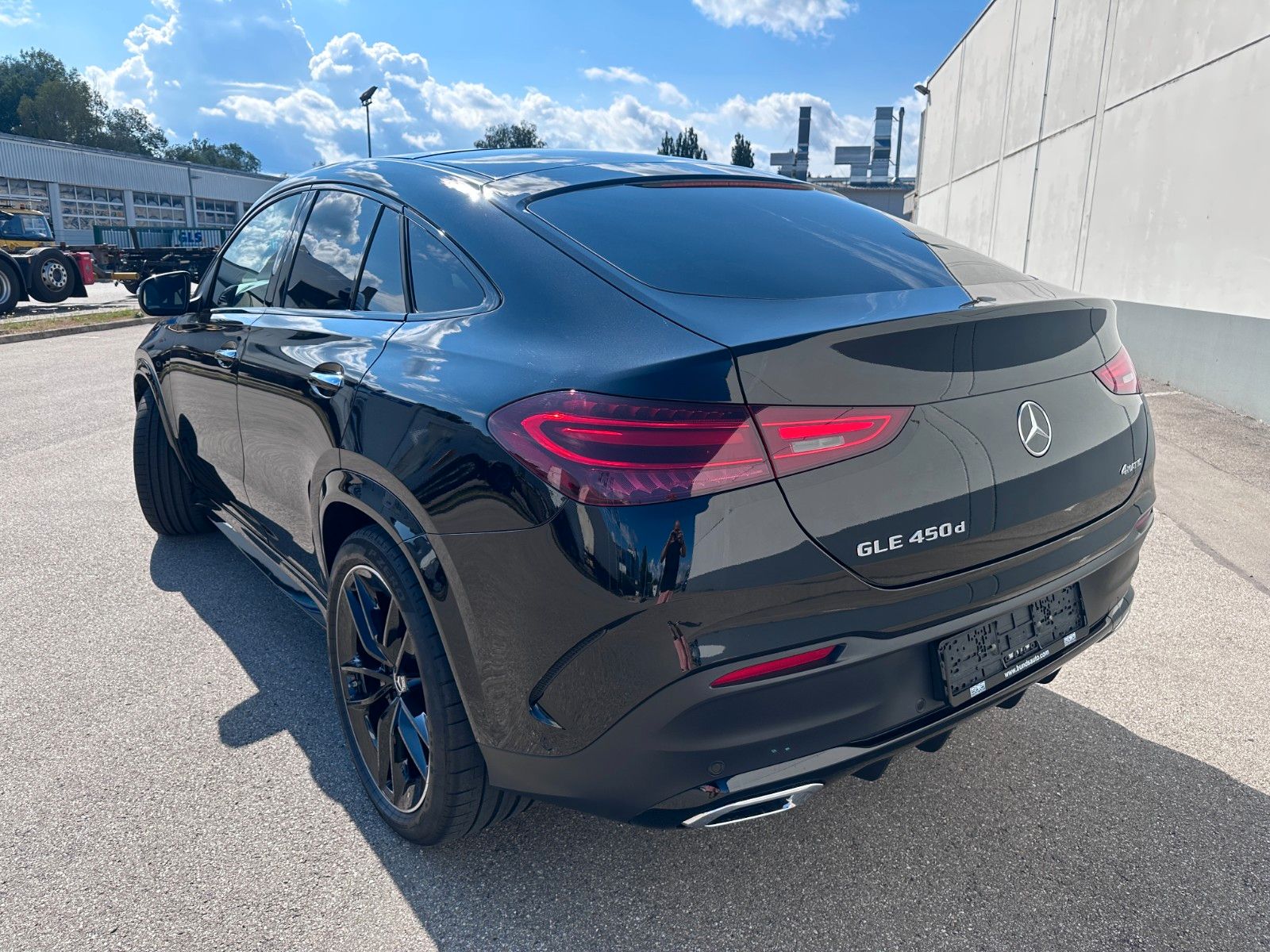 Fahrzeugabbildung Mercedes-Benz GLE 450d 4M Coupe AMG DISTR|HUD|PANO|BURM|AHK|