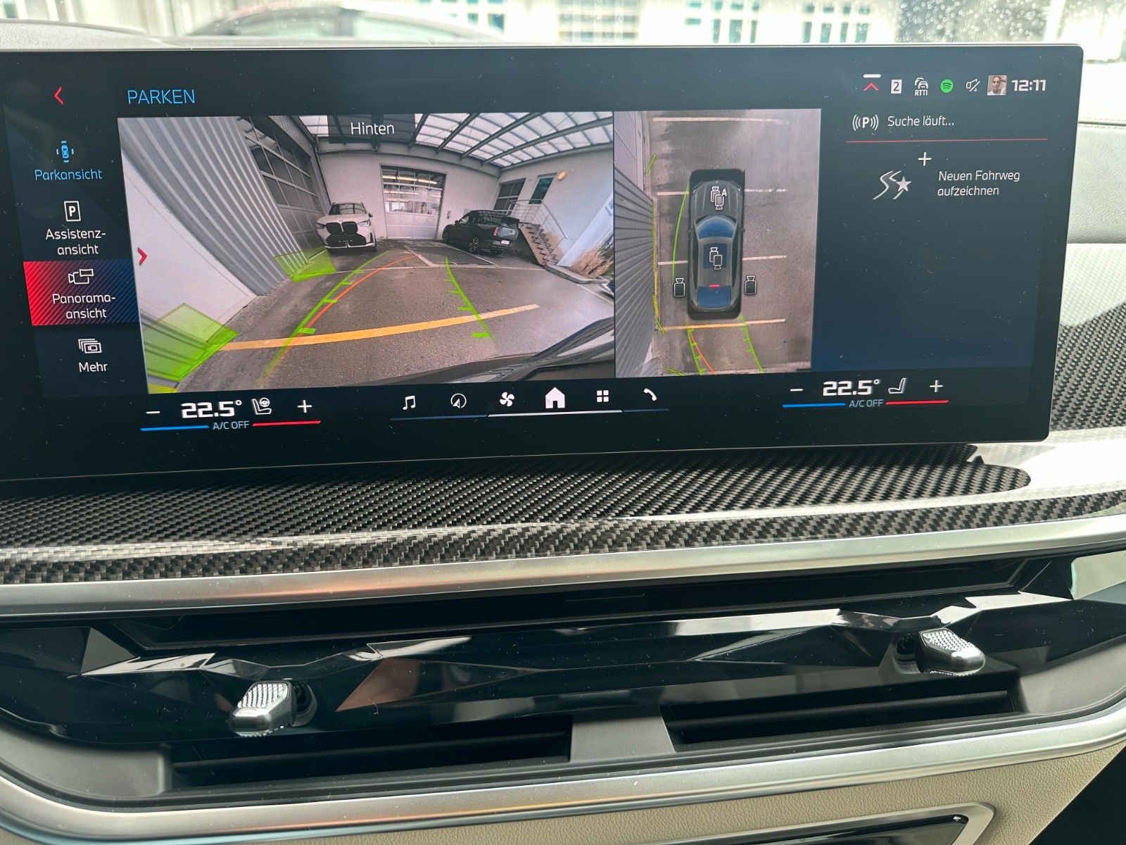 Fahrzeugabbildung BMW X6 M60i xDrive ACC|HUD|PANO|HARMAN|AHK|