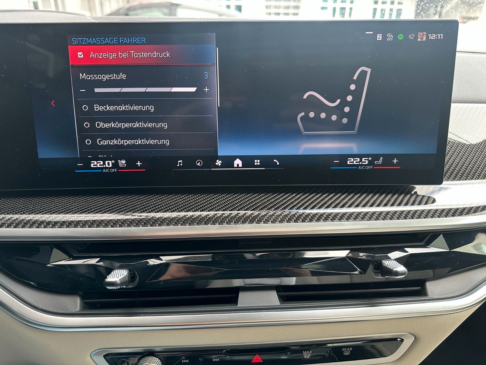 Fahrzeugabbildung BMW X6 M60i xDrive ACC|HUD|PANO|HARMAN|AHK|