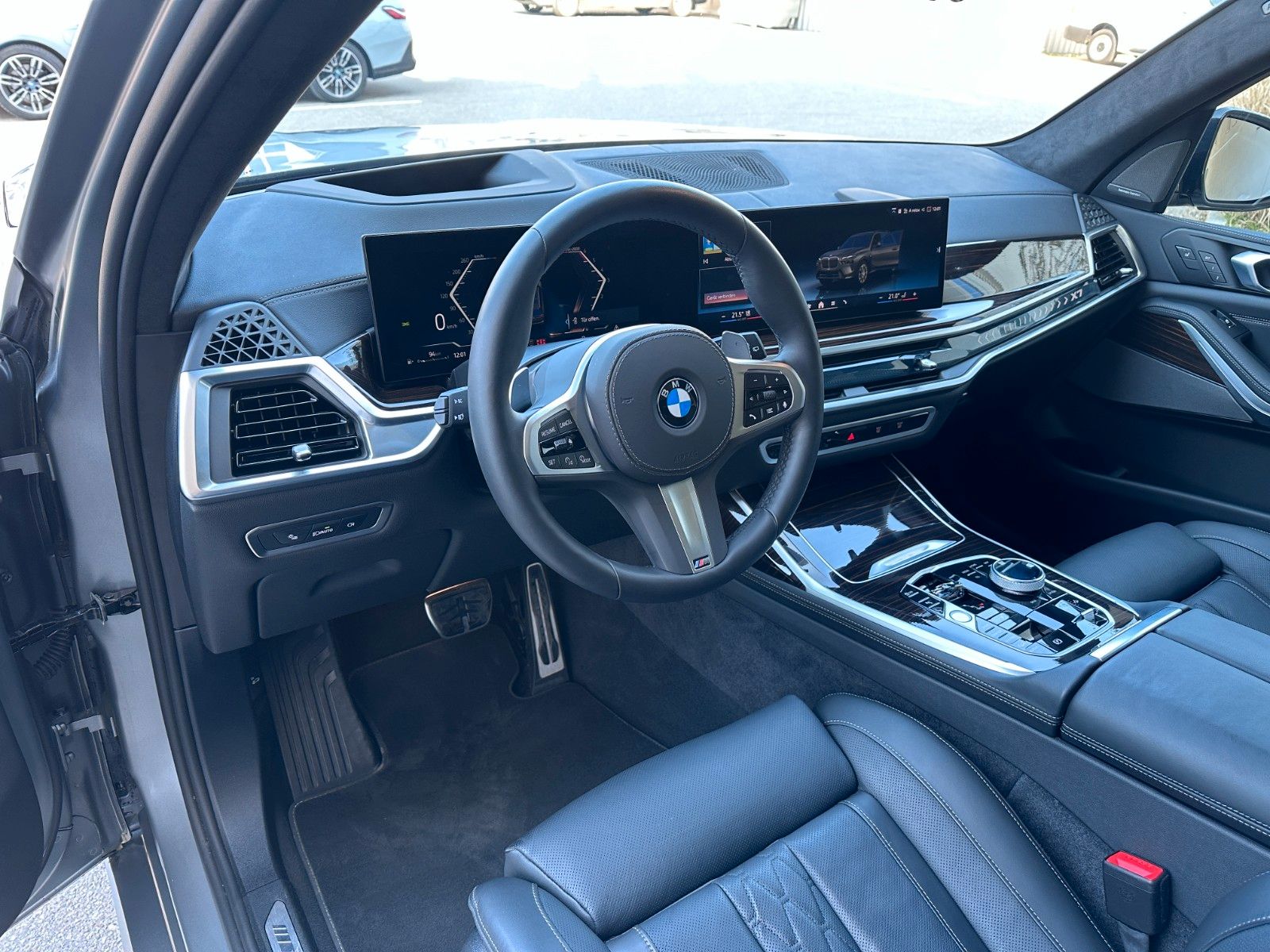 Fahrzeugabbildung BMW X7 xDrive 40 d M Sport ACC|HUD|SKYL|H&K|LUFT|AHK