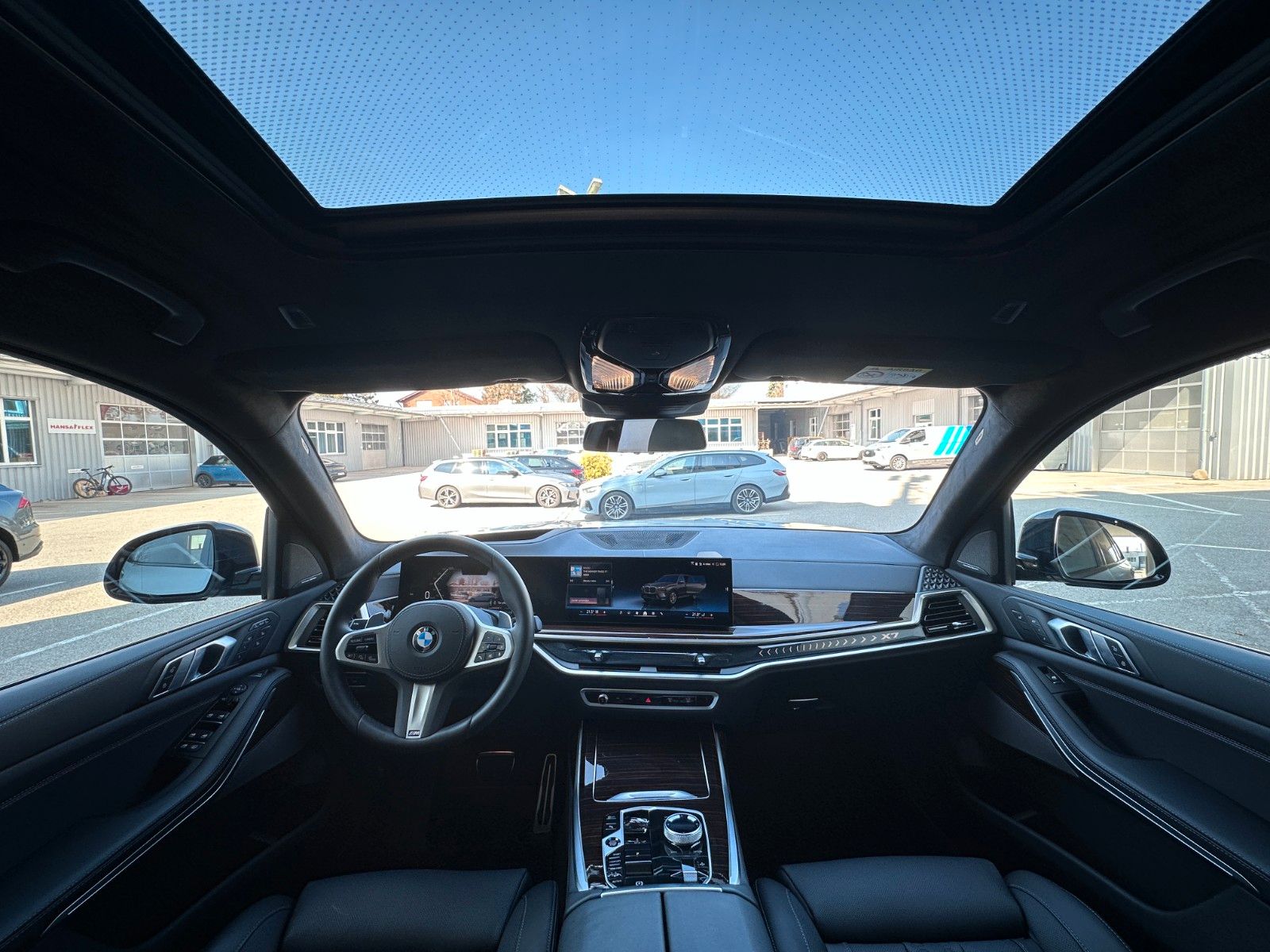 Fahrzeugabbildung BMW X7 xDrive 40 d M Sport ACC|HUD|SKYL|H&K|LUFT|AHK
