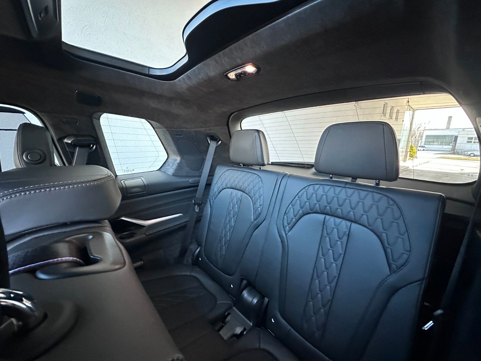 Fahrzeugabbildung BMW X7 xDrive 40 d M Sport ACC|HUD|SKYL|H&K|LUFT|AHK