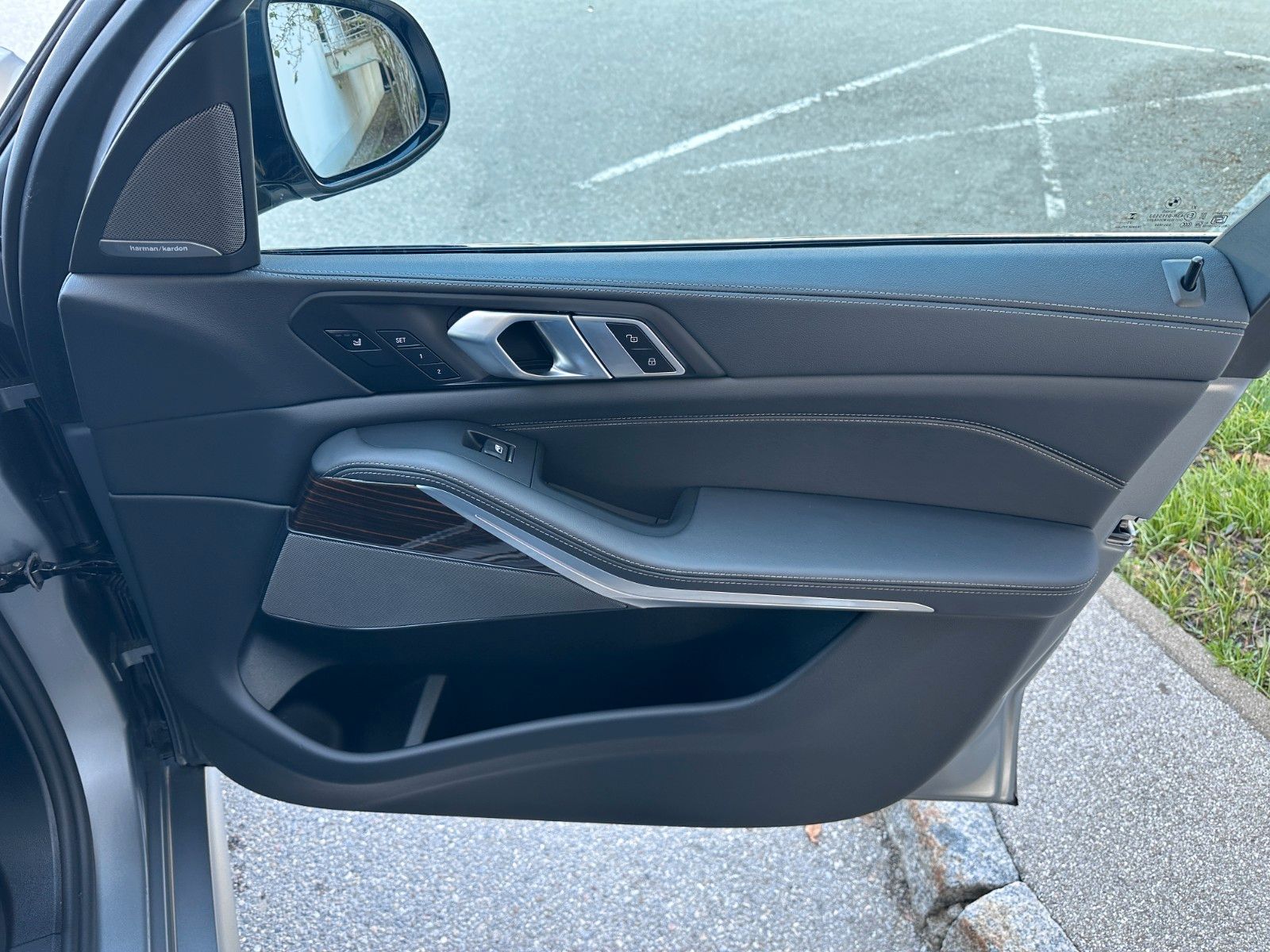 Fahrzeugabbildung BMW X7 xDrive 40 d M Sport ACC|HUD|SKYL|H&K|LUFT|AHK