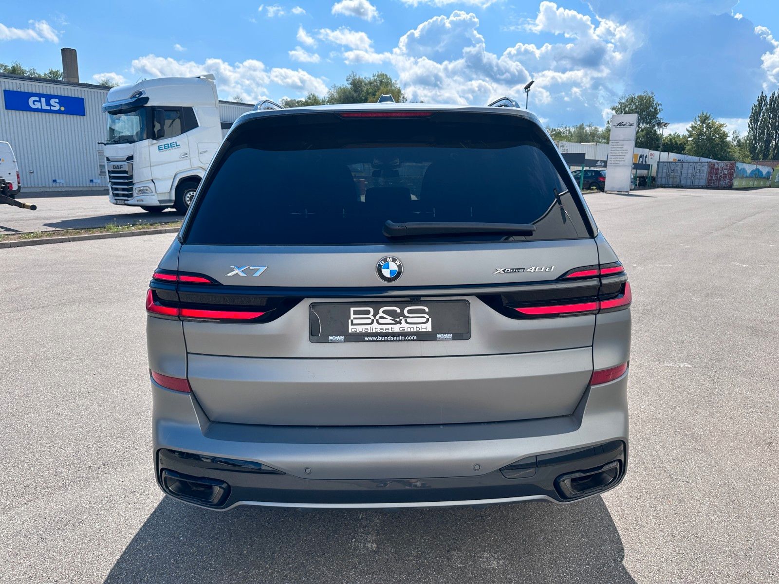 Fahrzeugabbildung BMW X7 xDrive 40 d M Sport ACC|HUD|SKYL|H&K|LUFT|AHK