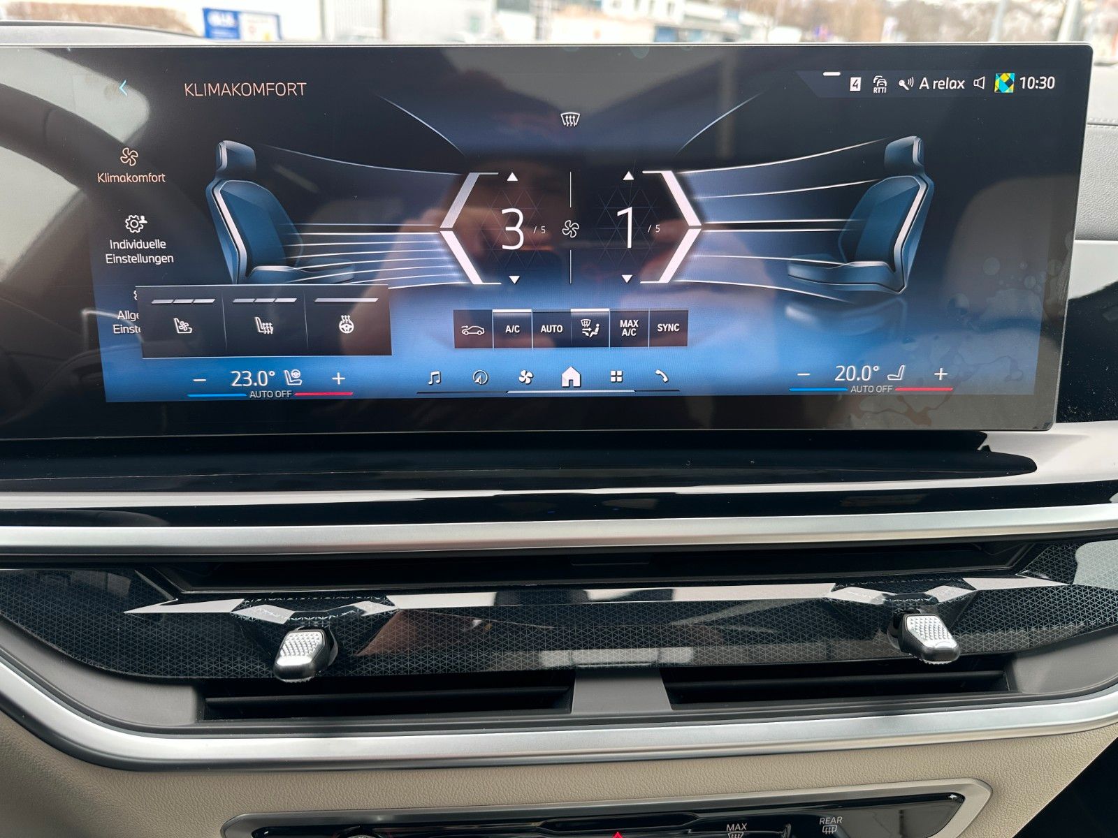 Fahrzeugabbildung BMW X7 xDr 40d M Sport Pro|Aktivlenk|SkyL|AHK|BEIGE|
