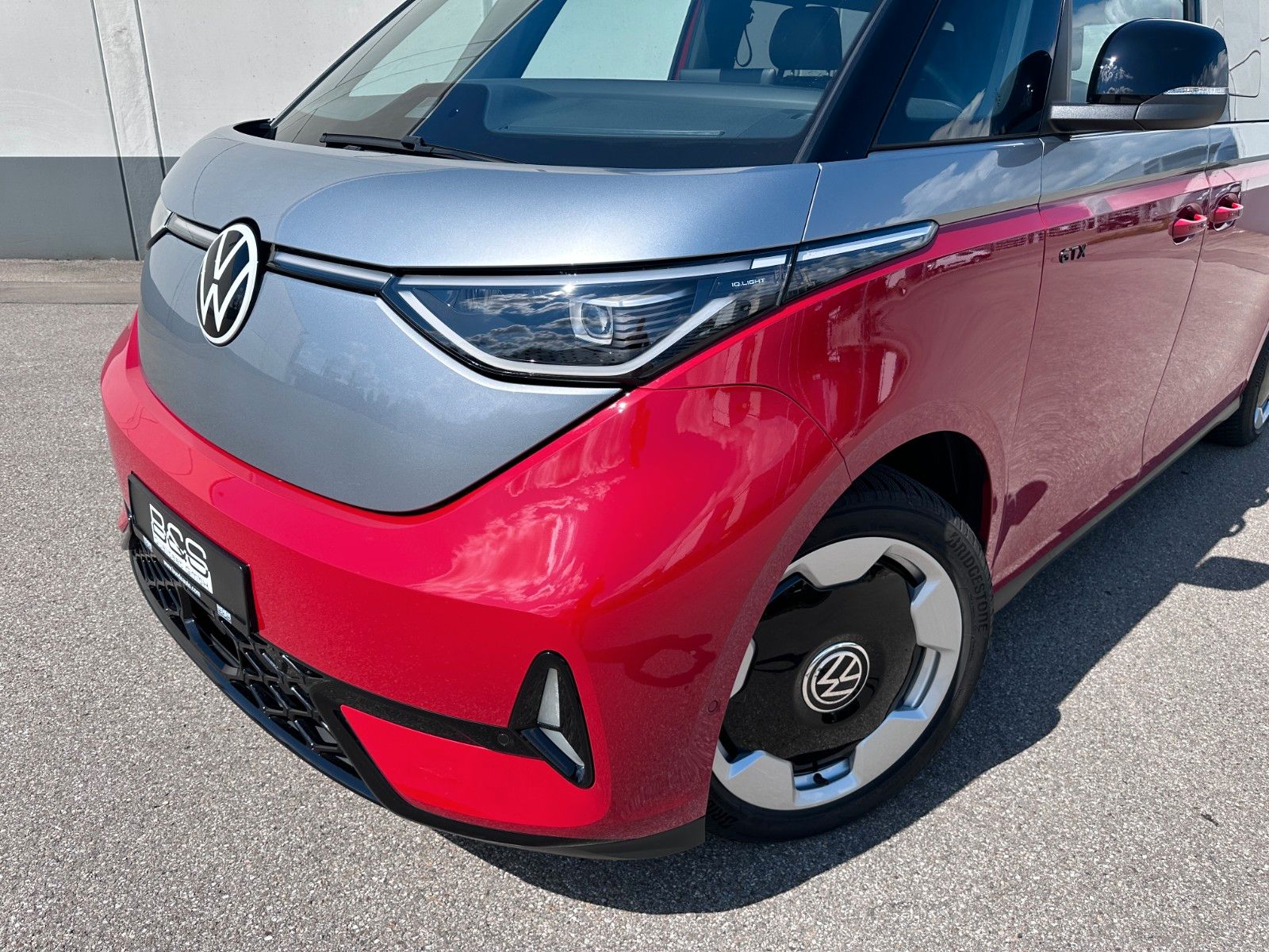 Fahrzeugabbildung Volkswagen ID.Buzz GTX LANG 4M | 6 SITZ|UNFALLFR|DEUTSCH FZ