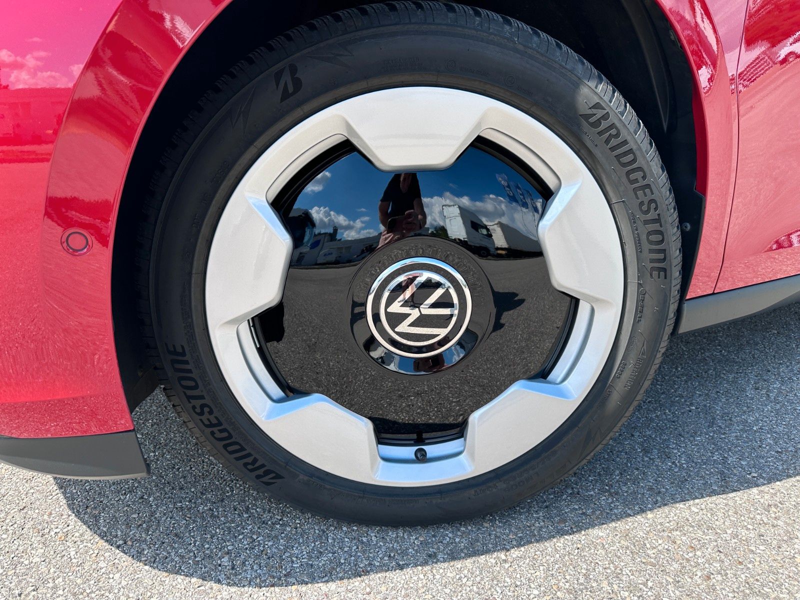 Fahrzeugabbildung Volkswagen ID.Buzz GTX LANG 4M | 6 SITZ|UNFALLFR|DEUTSCH FZ