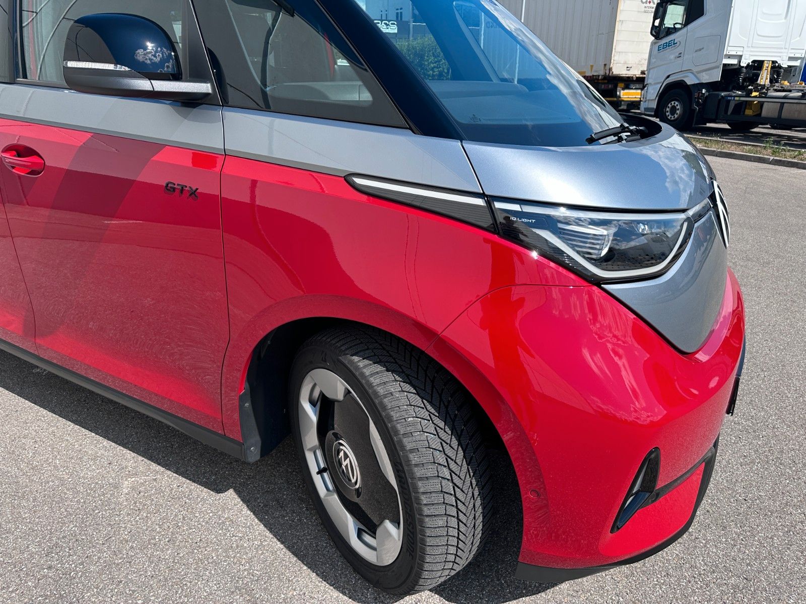 Fahrzeugabbildung Volkswagen ID.Buzz GTX LANG 4M | 6 SITZ|UNFALLFR|DEUTSCH FZ