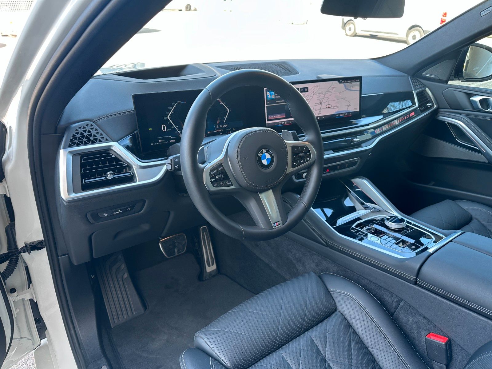 Fahrzeugabbildung BMW X6 30d xDr M Sport|ACC|HUD|PANO|HARMAN|AHK|