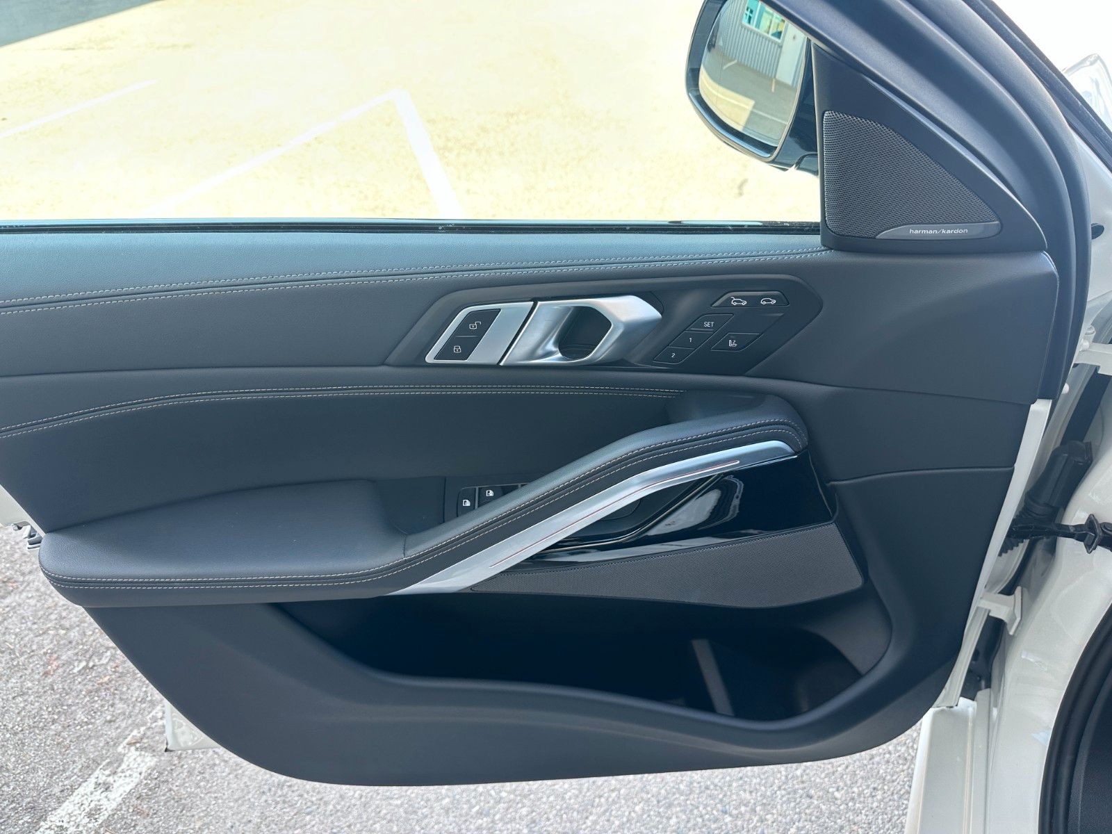 Fahrzeugabbildung BMW X6 30d xDr M Sport|ACC|HUD|PANO|HARMAN|AHK|