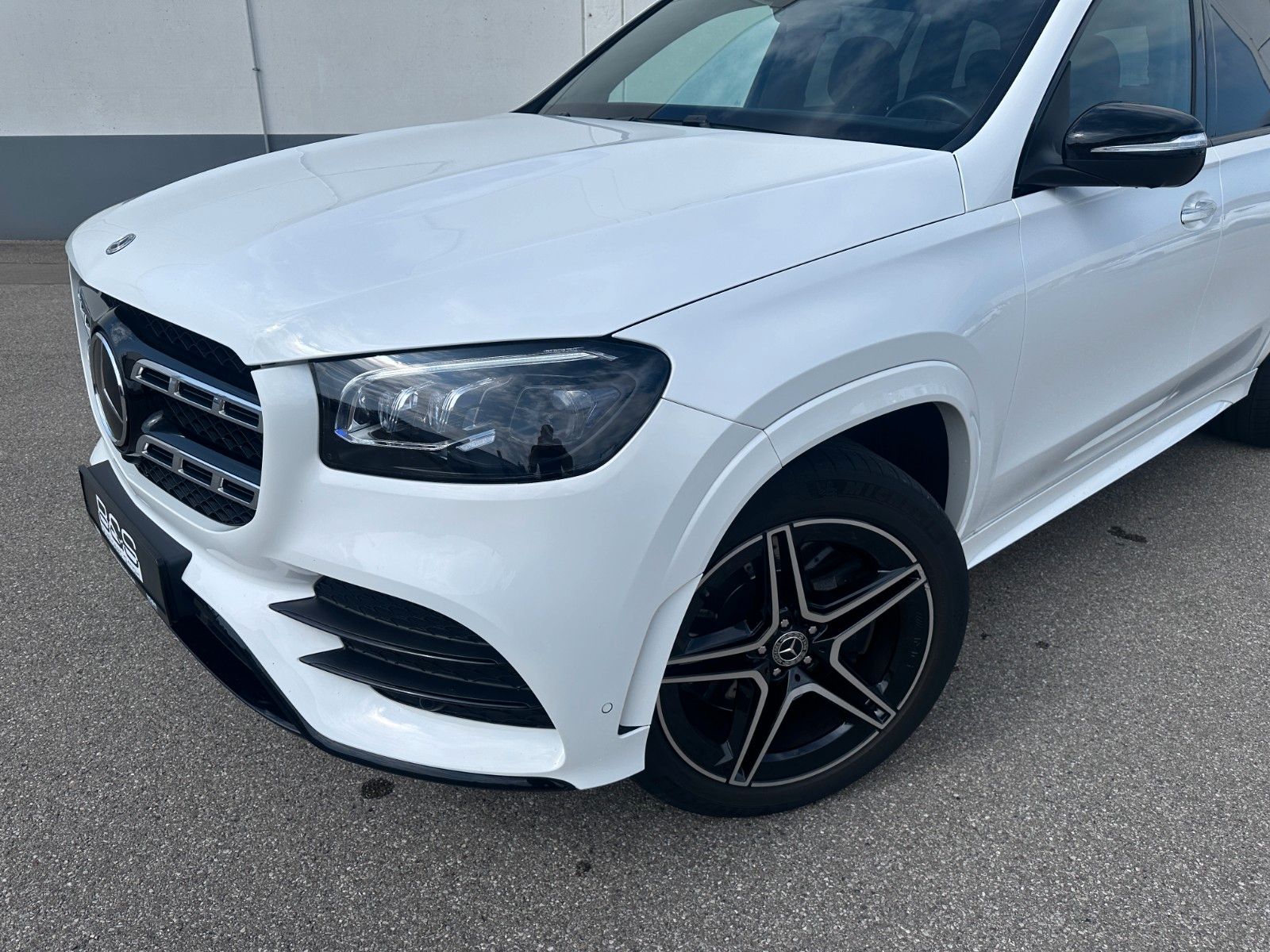 Fahrzeugabbildung Mercedes-Benz GLS 400 d 4Matic AMG|BURM|AIRMATIC|HUD|AHK|PANO|