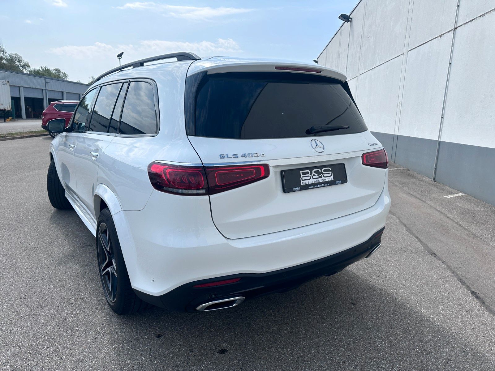 Fahrzeugabbildung Mercedes-Benz GLS 400 d 4Matic AMG|BURM|AIRMATIC|HUD|AHK|PANO|