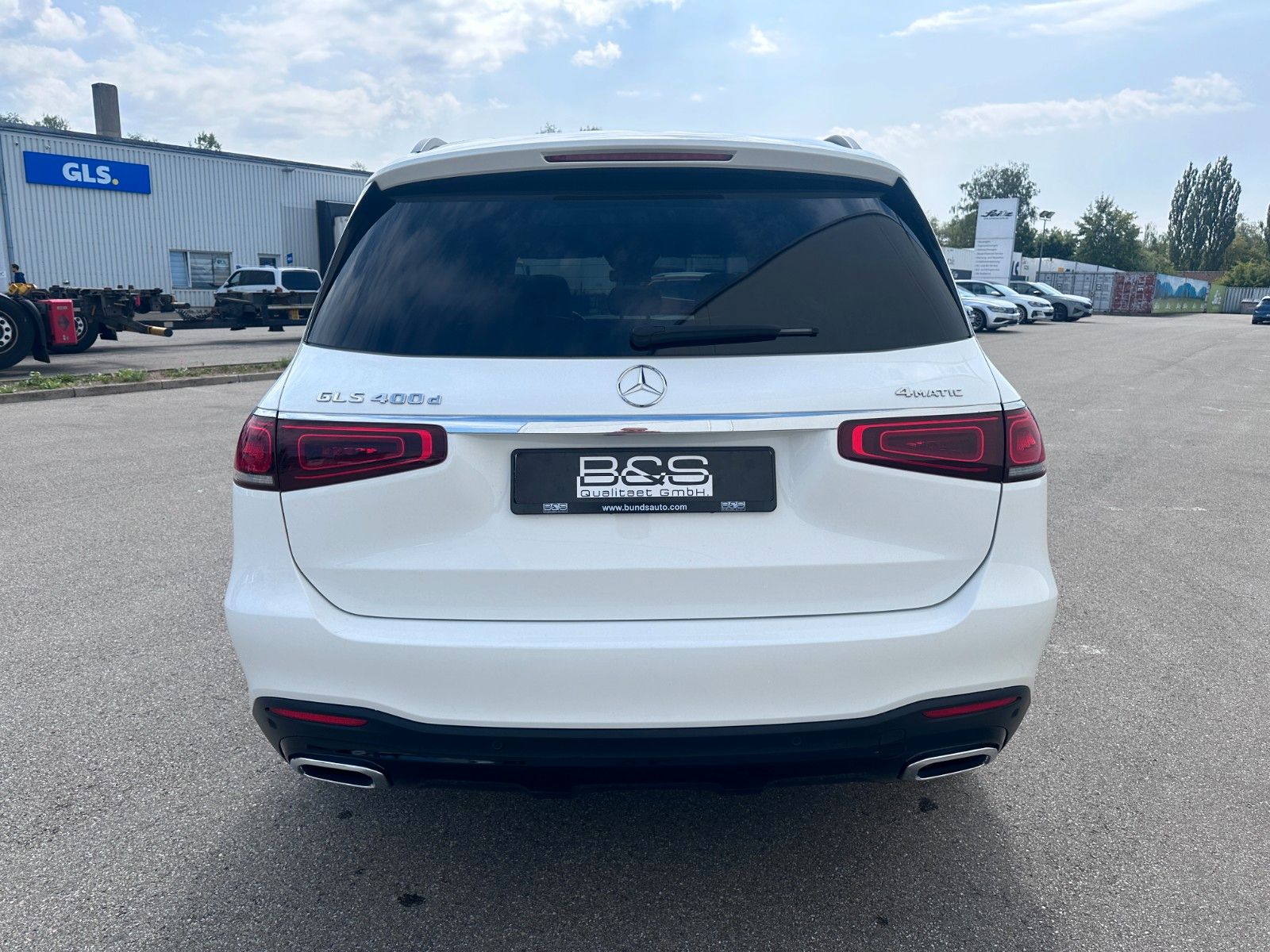 Fahrzeugabbildung Mercedes-Benz GLS 400 d 4Matic AMG|BURM|AIRMATIC|HUD|AHK|PANO|