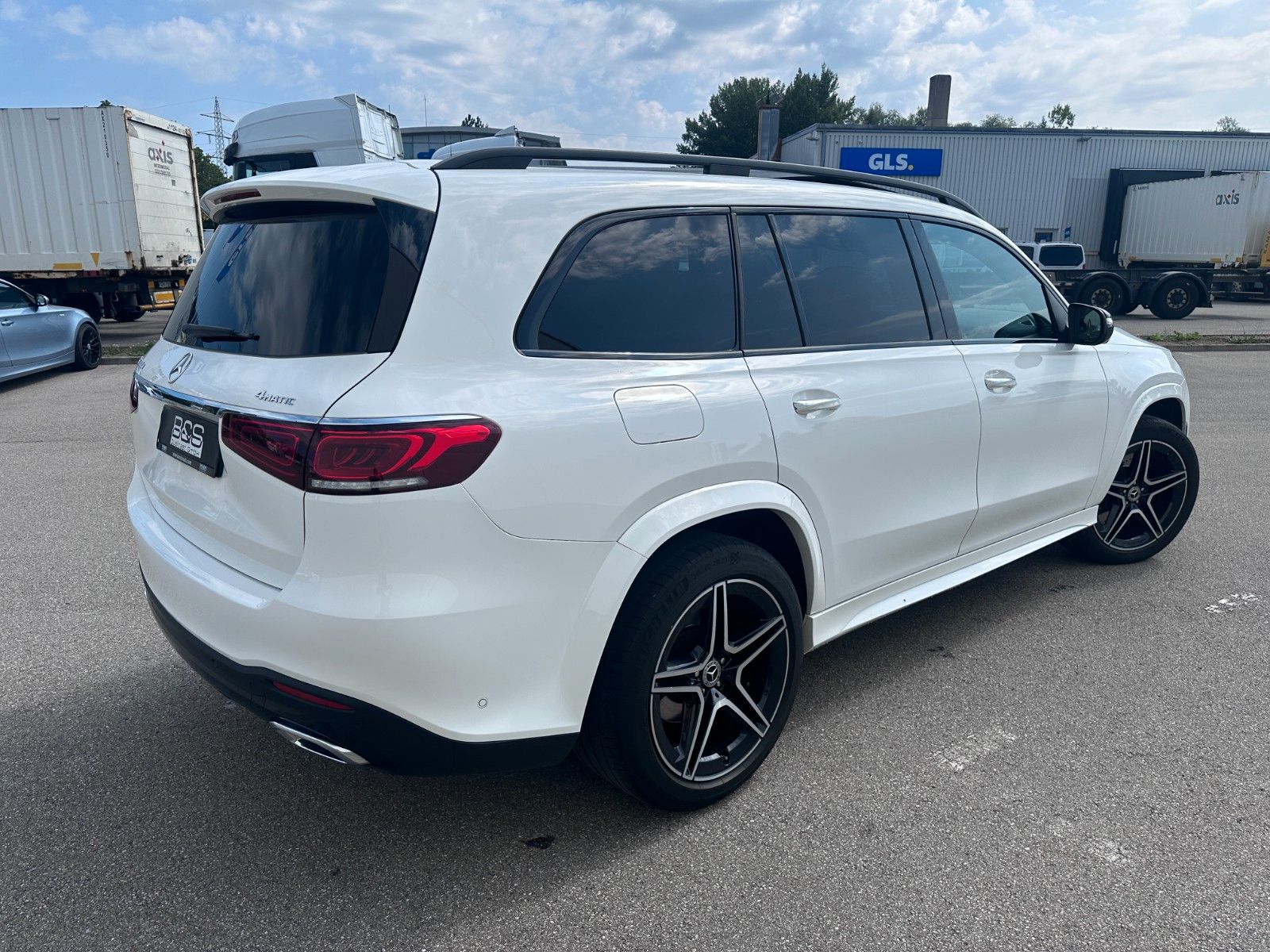 Fahrzeugabbildung Mercedes-Benz GLS 400 d 4Matic AMG|BURM|AIRMATIC|HUD|AHK|PANO|