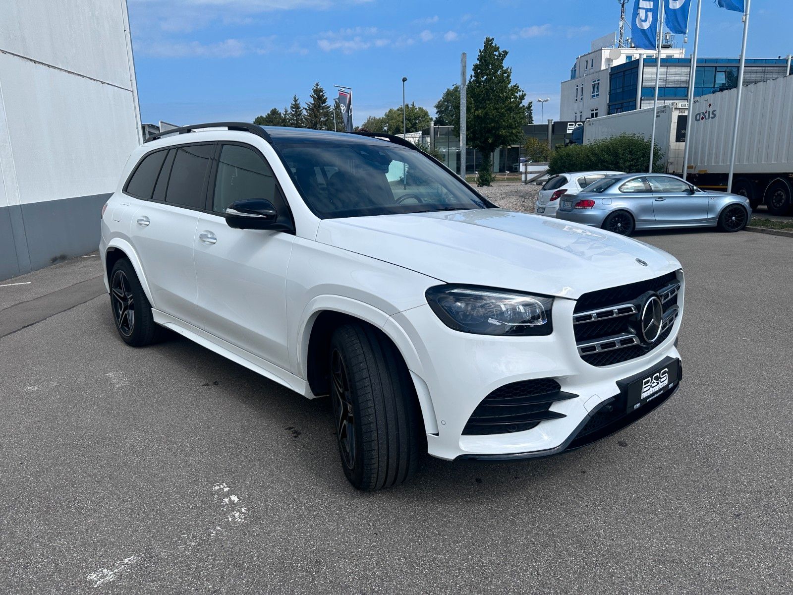 Fahrzeugabbildung Mercedes-Benz GLS 400 d 4Matic AMG|BURM|AIRMATIC|HUD|AHK|PANO|
