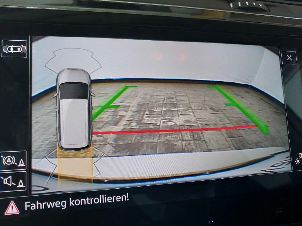 Fahrzeugabbildung Volkswagen Touran Comfortlinel|Deutsch.Fzg.l7 SitzlPanolAHK