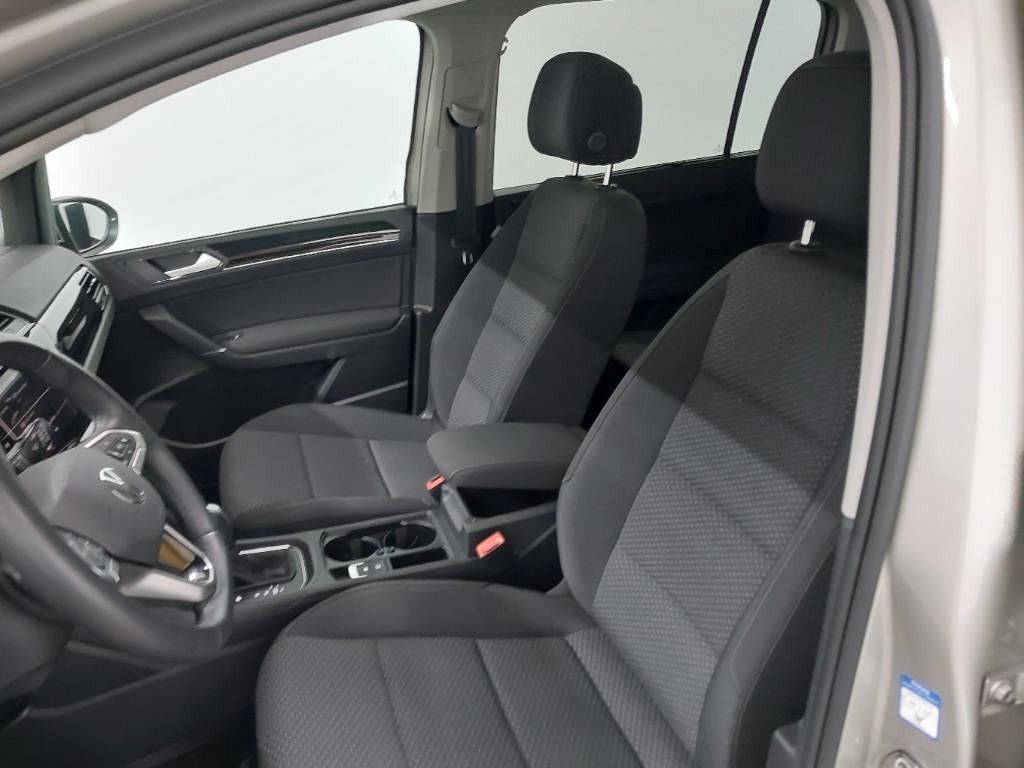 Fahrzeugabbildung Volkswagen Touran Comfortlinel|Deutsch.Fzg.l7 SitzlPanolAHK