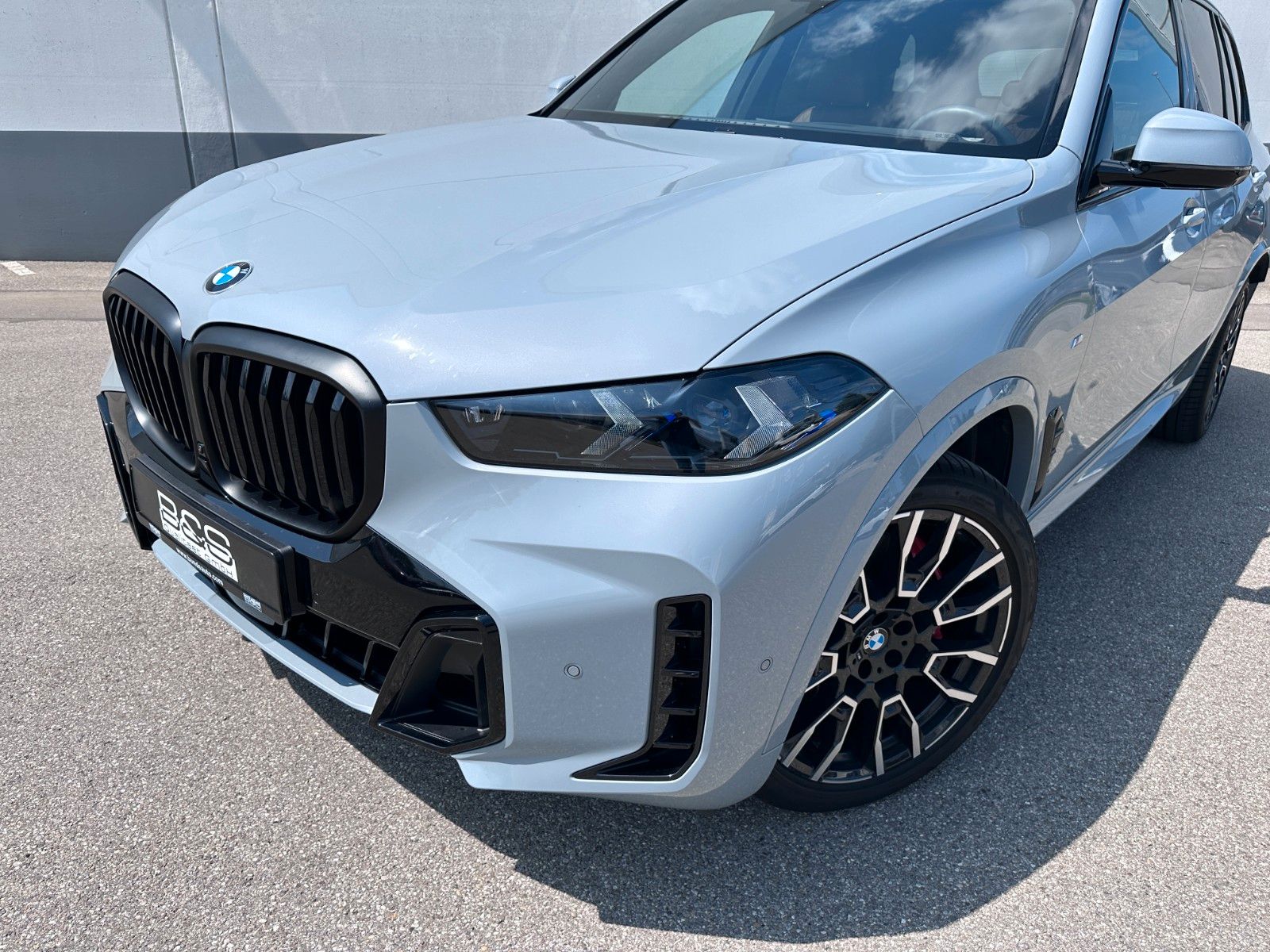 Fahrzeugabbildung BMW X5 30 d xDrive M Sport | Mwst Ausw| B&W | LUFT |
