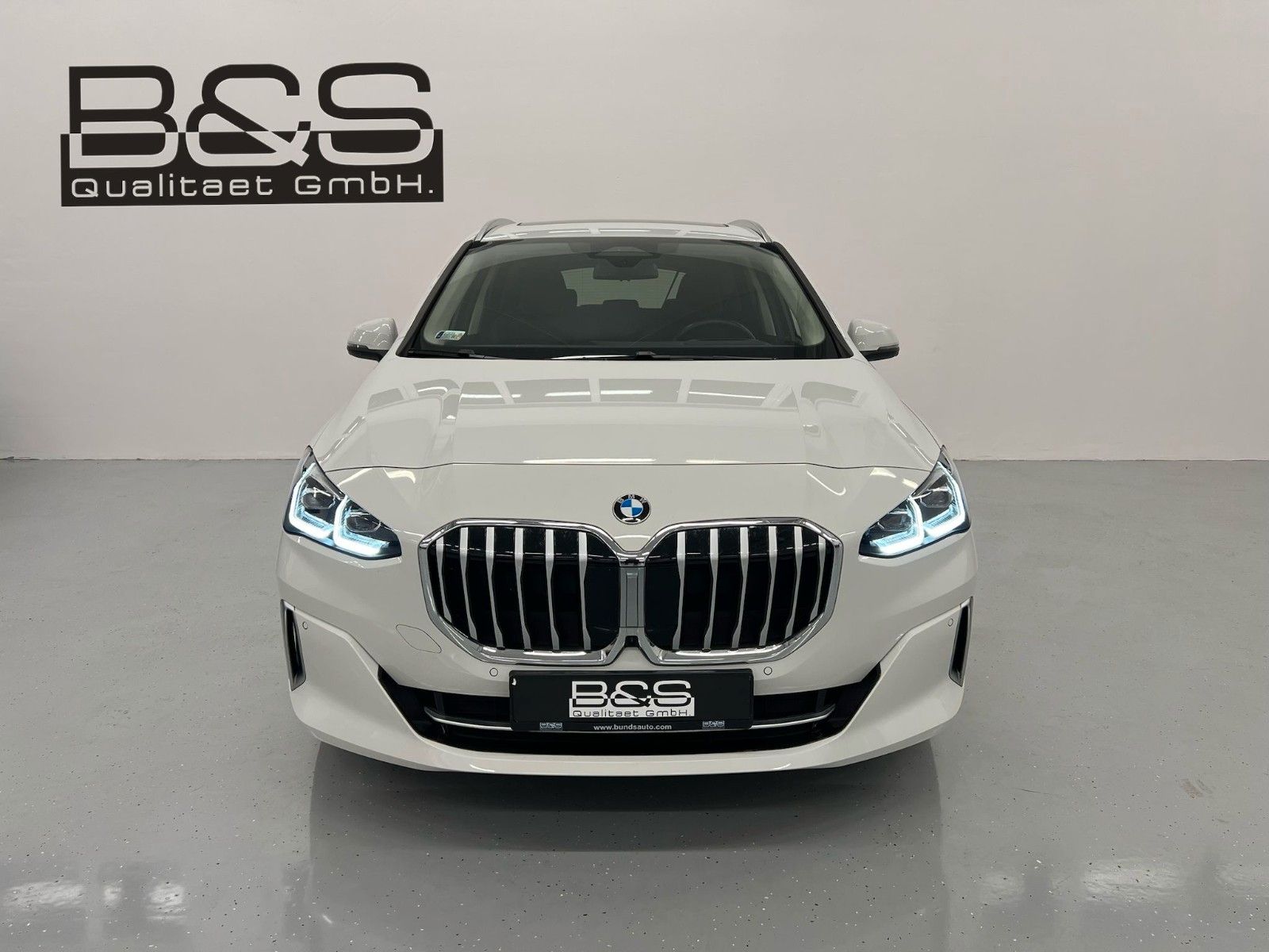Fahrzeugabbildung BMW 223i Active Tour| Luxury Line| Mwst Ausweisbar