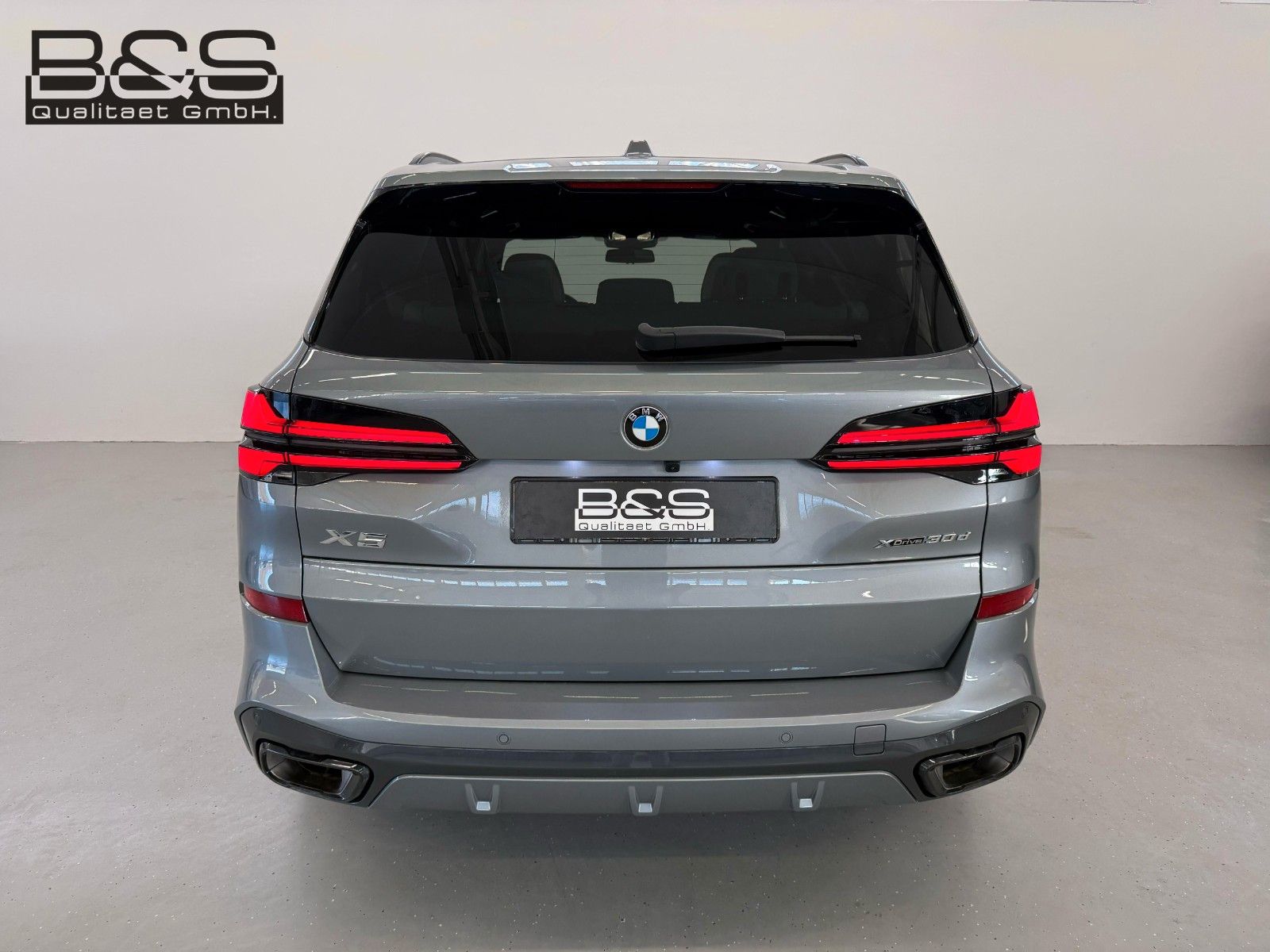 Fahrzeugabbildung BMW X5 30 d xDrive M Sport Pro ACC|HUD|PANO|H&K|LUFT