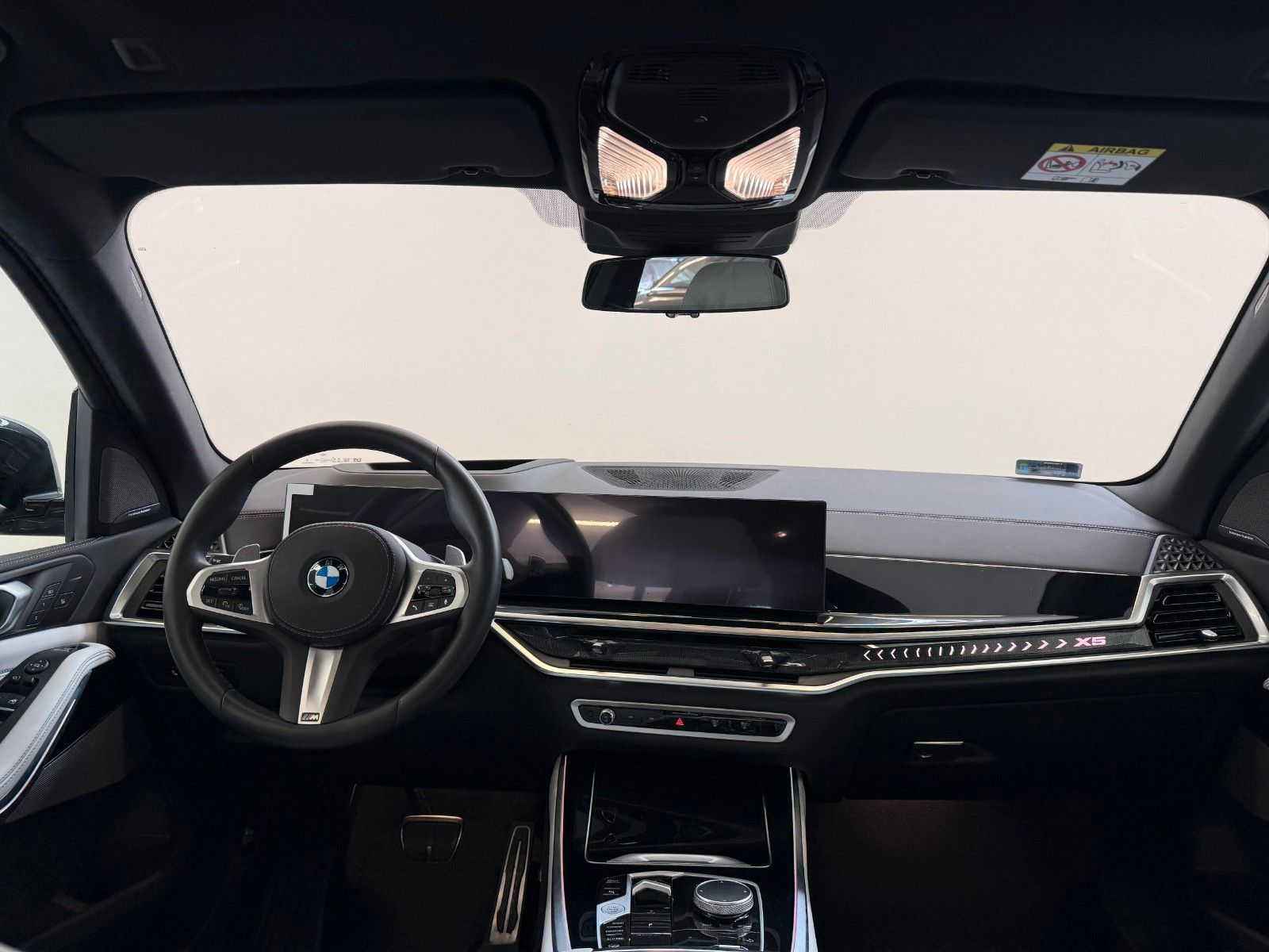 Fahrzeugabbildung BMW X5 40 d xDrive M Sport AC|HUD|PANO|HARMAN|LUFT