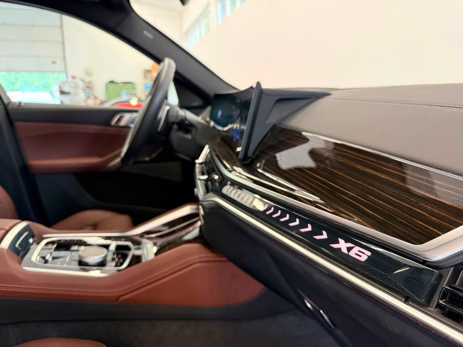 Fahrzeugabbildung BMW X6 30 d xDrive M Sport ACC|HUD|PANO|HARMAN|LUF