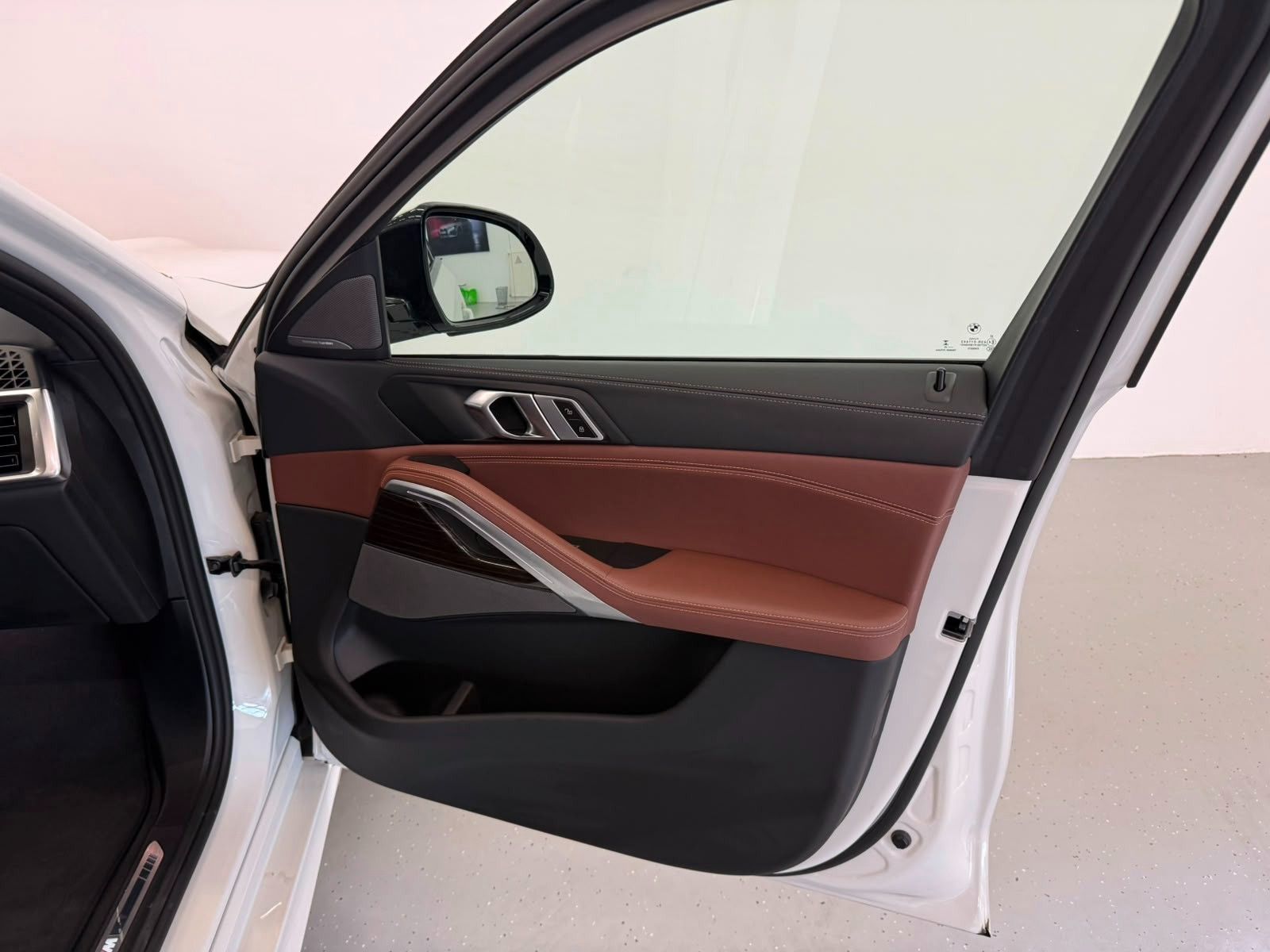 Fahrzeugabbildung BMW X6 30 d xDrive M Sport ACC|HUD|PANO|HARMAN|LUF