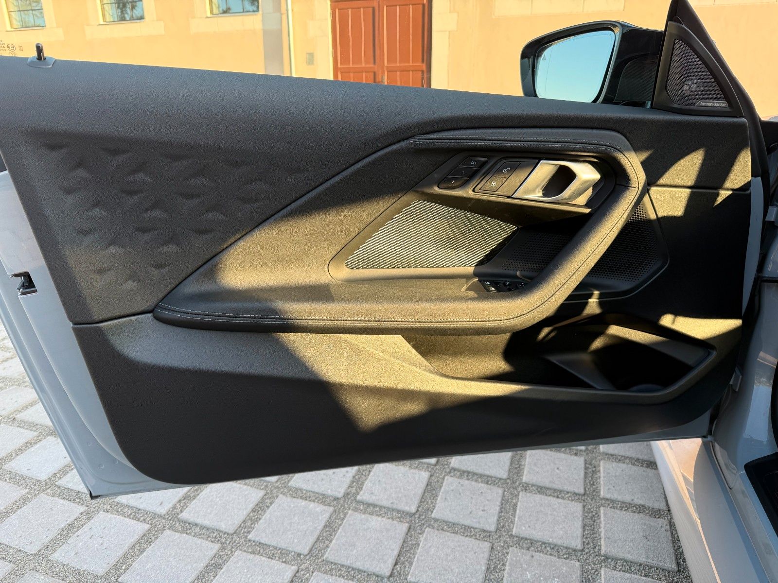 Fahrzeugabbildung BMW M2 CS |MDriverPack|CarbonDach|MCarbonSchalen|H&K