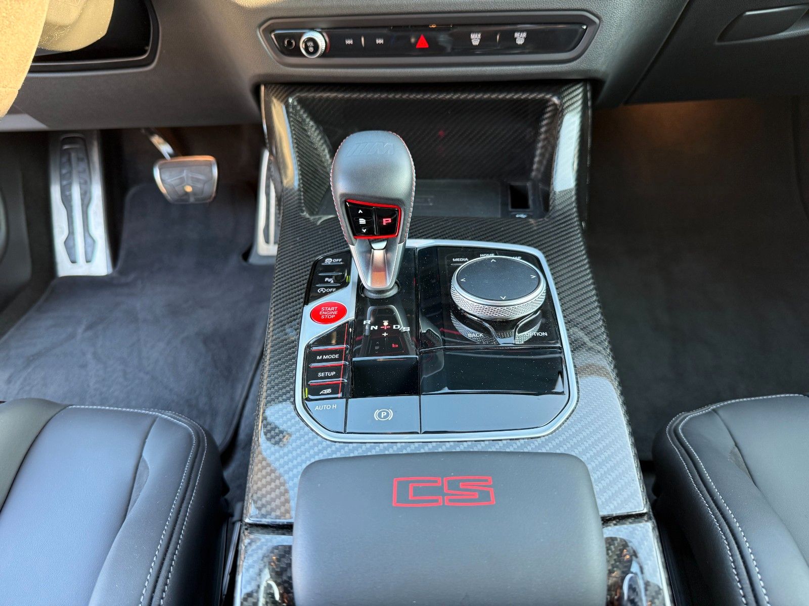 Fahrzeugabbildung BMW M2 CS |MDriverPack|CarbonDach|MCarbonSchalen|H&K