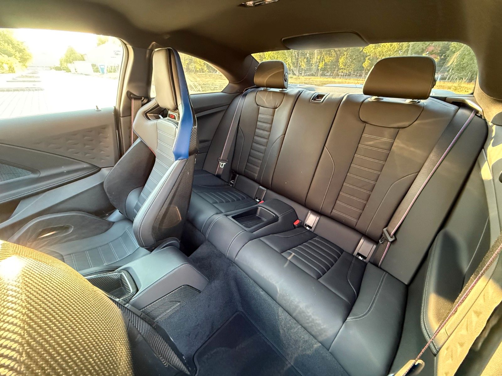 Fahrzeugabbildung BMW M2 CS |MDriverPack|CarbonDach|MCarbonSchalen|H&K