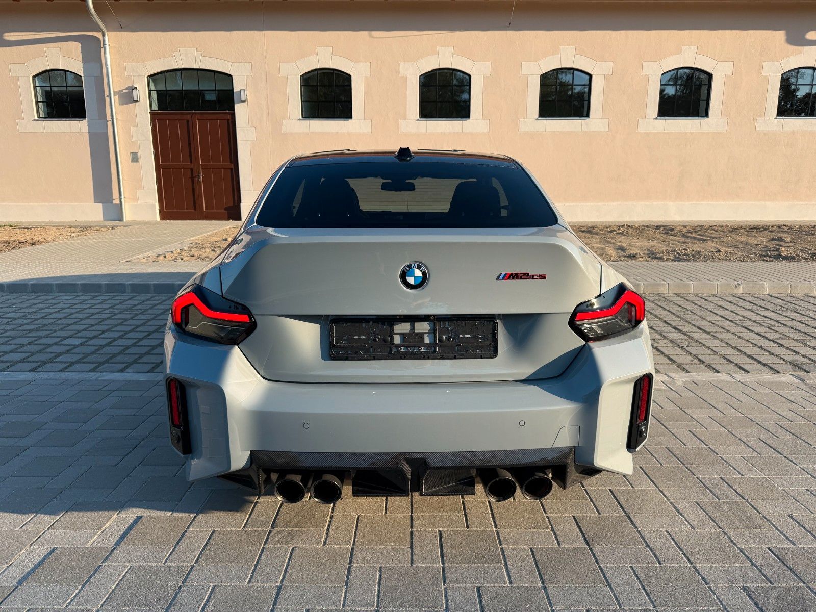Fahrzeugabbildung BMW M2 CS |MDriverPack|CarbonDach|MCarbonSchalen|H&K