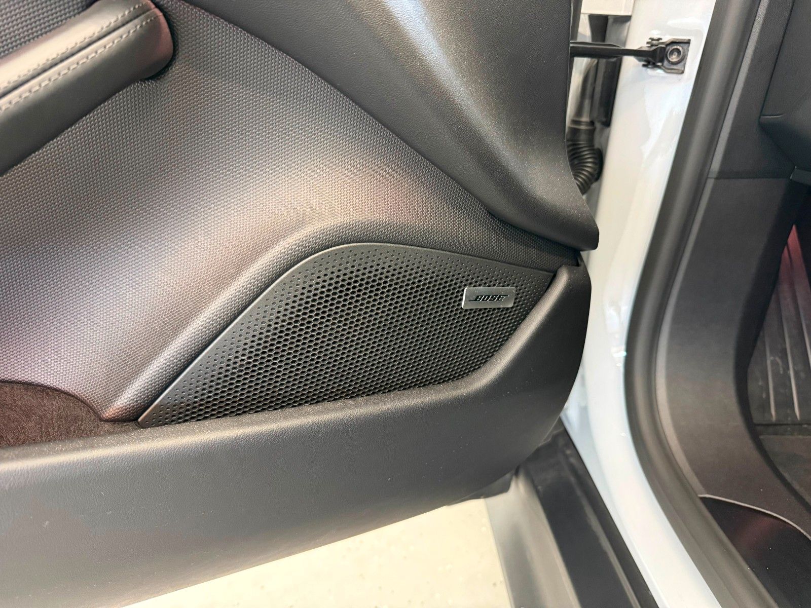 Fahrzeugabbildung Porsche Taycan ACC|HUD|PANO|BOSE|Sport-Design-Paket|