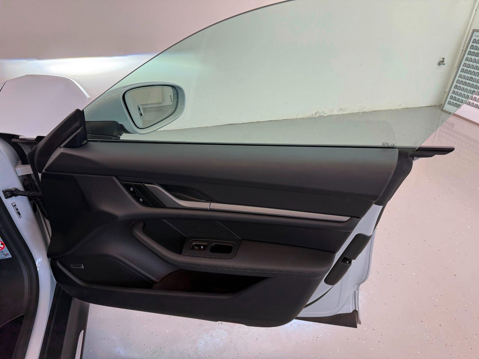 Fahrzeugabbildung Porsche Taycan ACC|HUD|PANO|BOSE|Sport-Design-Paket|