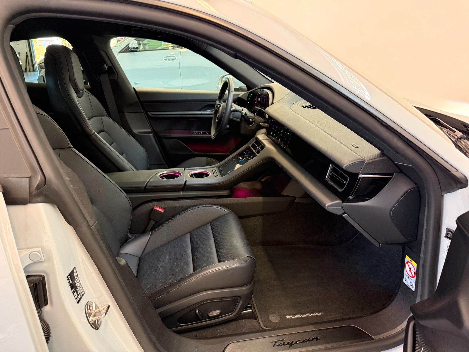 Fahrzeugabbildung Porsche Taycan ACC|HUD|PANO|BOSE|Sport-Design-Paket|