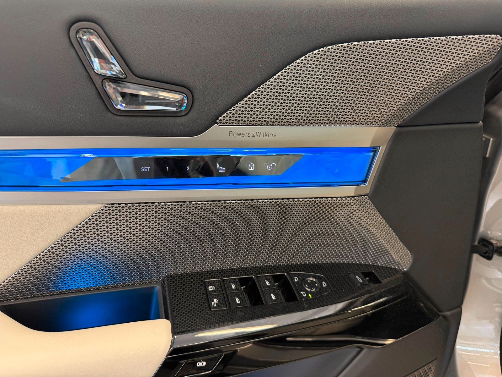Fahrzeugabbildung BMW 740 d xDrive M Sport | Mwst Ausw | BMW Garantie|