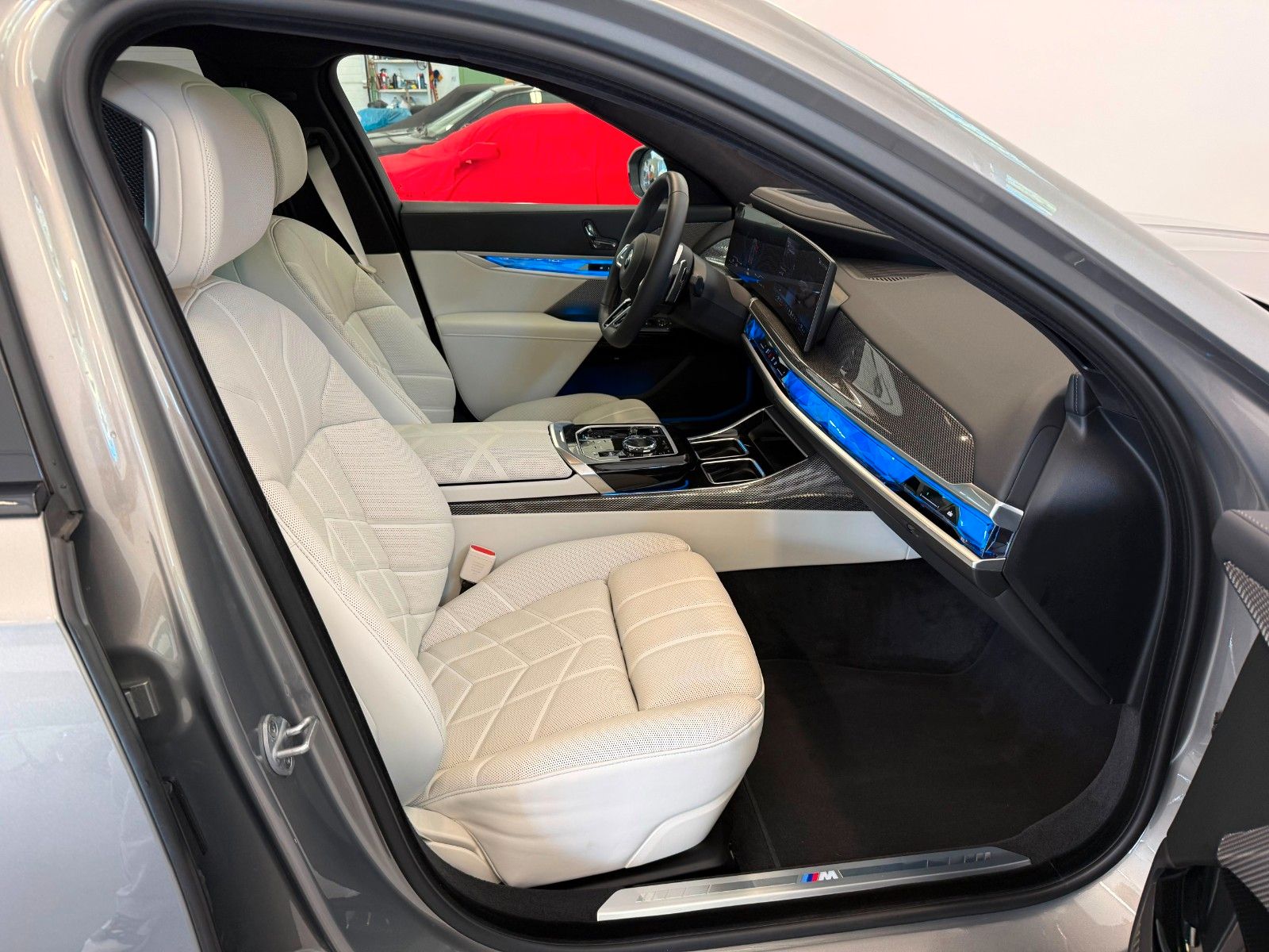 Fahrzeugabbildung BMW 740 d xDrive M Sport | Mwst Ausw | BMW Garantie|