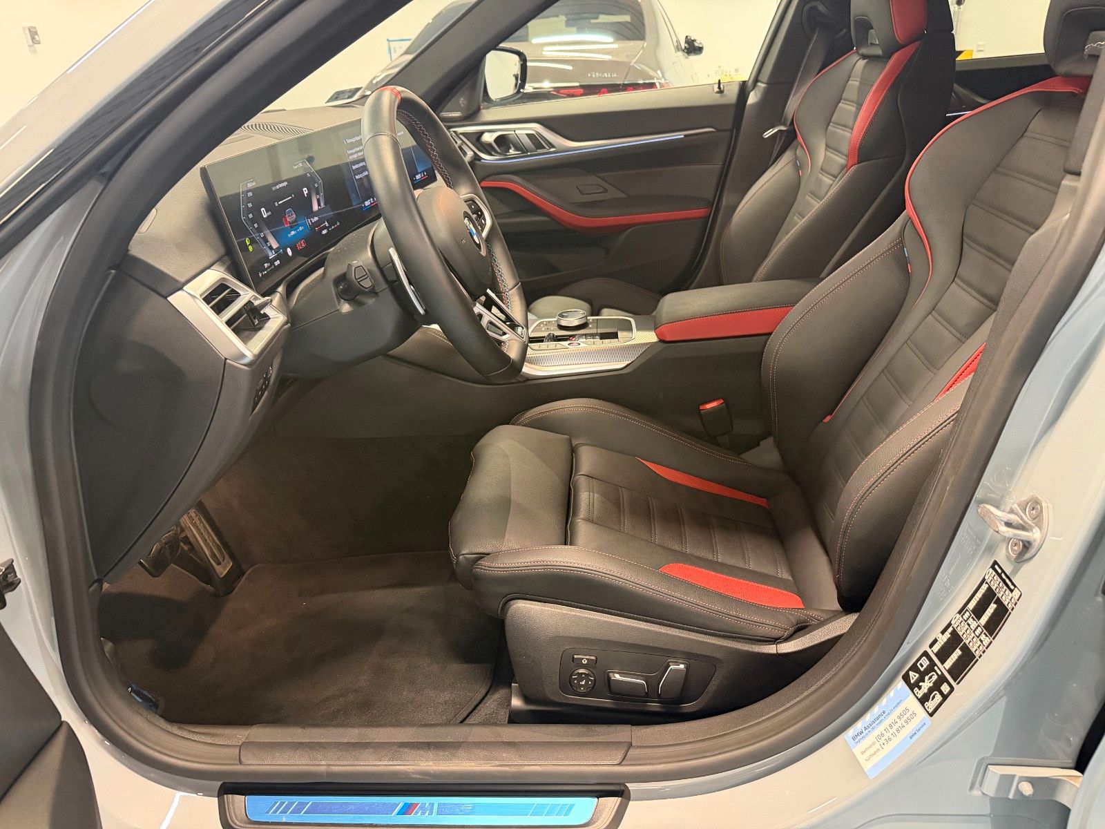 Fahrzeugabbildung BMW M440i Gran Coupe xDrive,HUD,Harman,SHD,ACC,usw