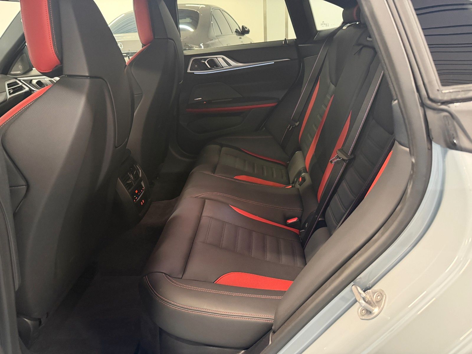 Fahrzeugabbildung BMW M440i Gran Coupe xDrive,HUD,Harman,SHD,ACC,usw