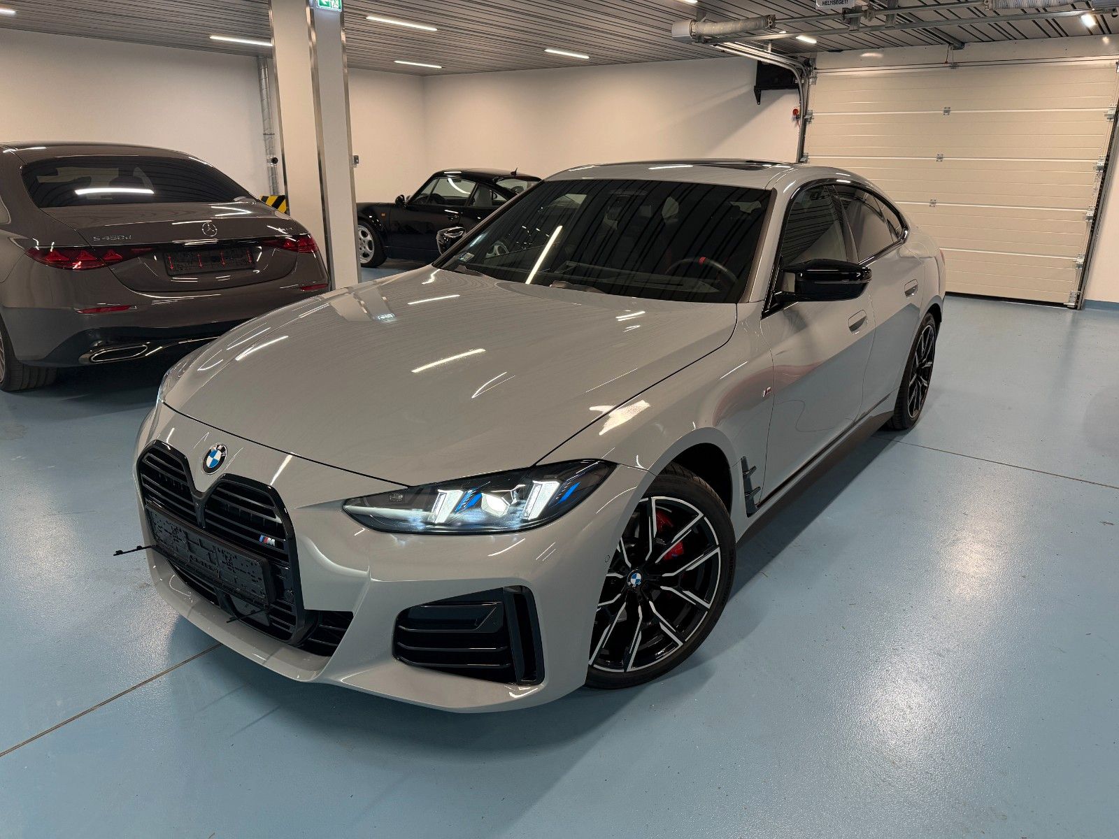 Fahrzeugabbildung BMW M440i Gran Coupe xDrive,HUD,Harman,SHD,ACC,usw