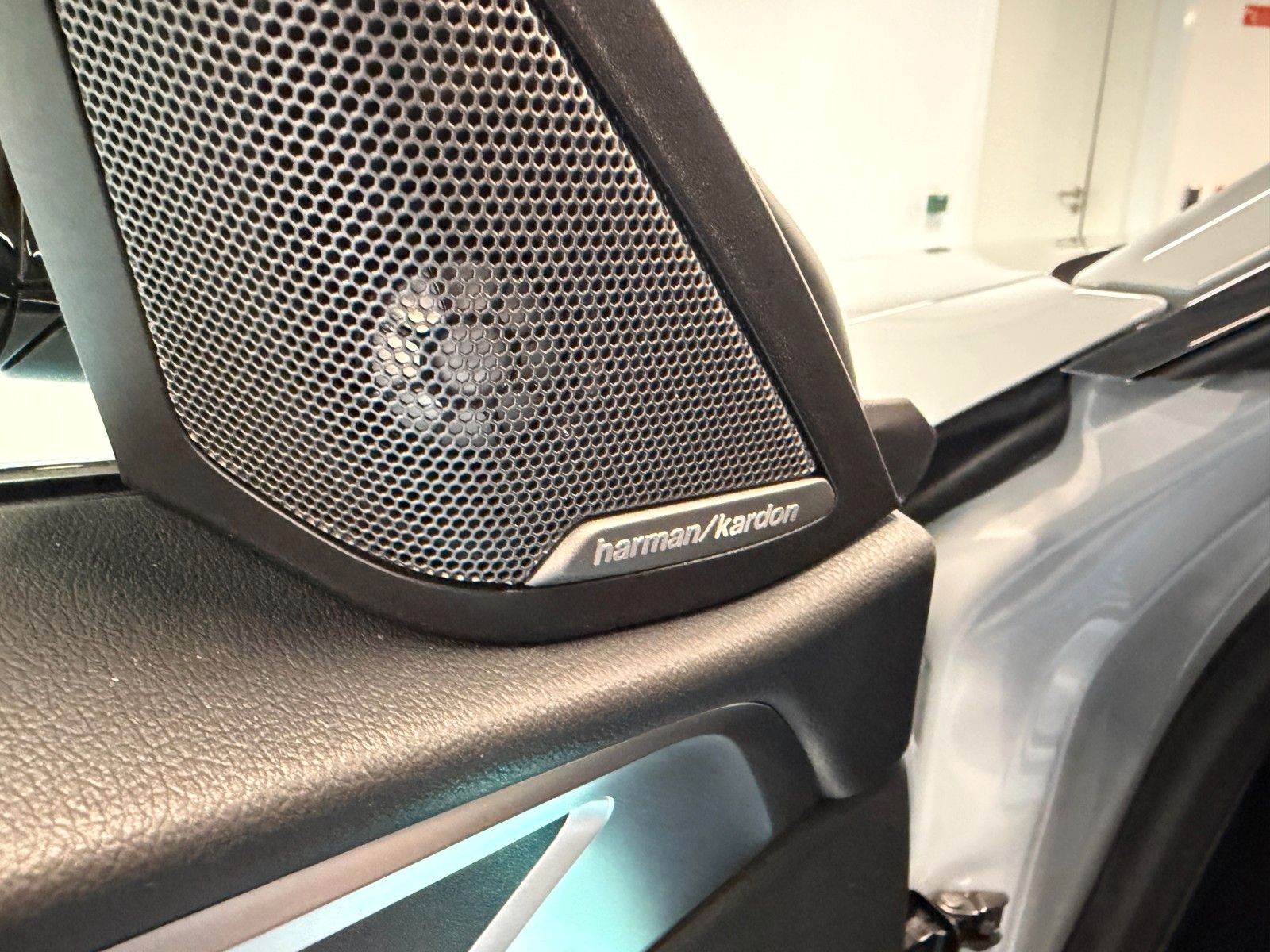 Fahrzeugabbildung BMW M440i Gran Coupe xDrive,HUD,Harman,SHD,ACC,usw