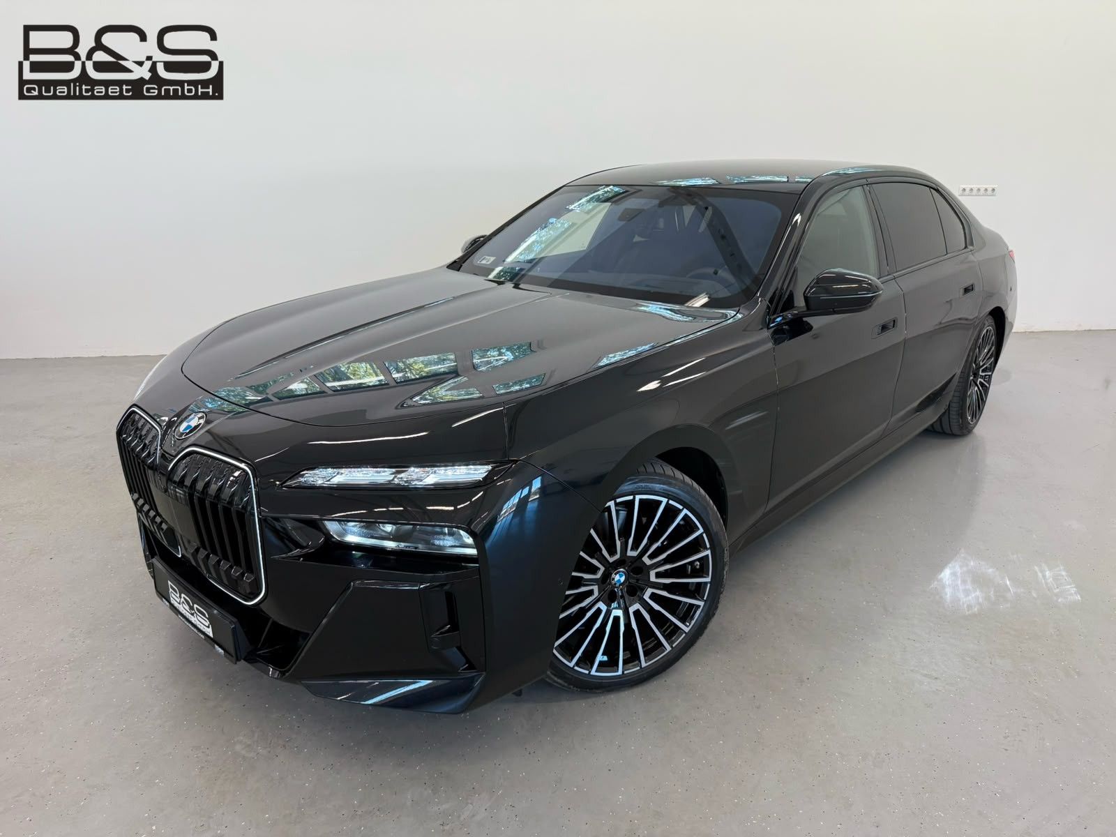 BMW 740d xDrive M Sport,VOLLAUSST,MWST AUSW,UNFALLFR